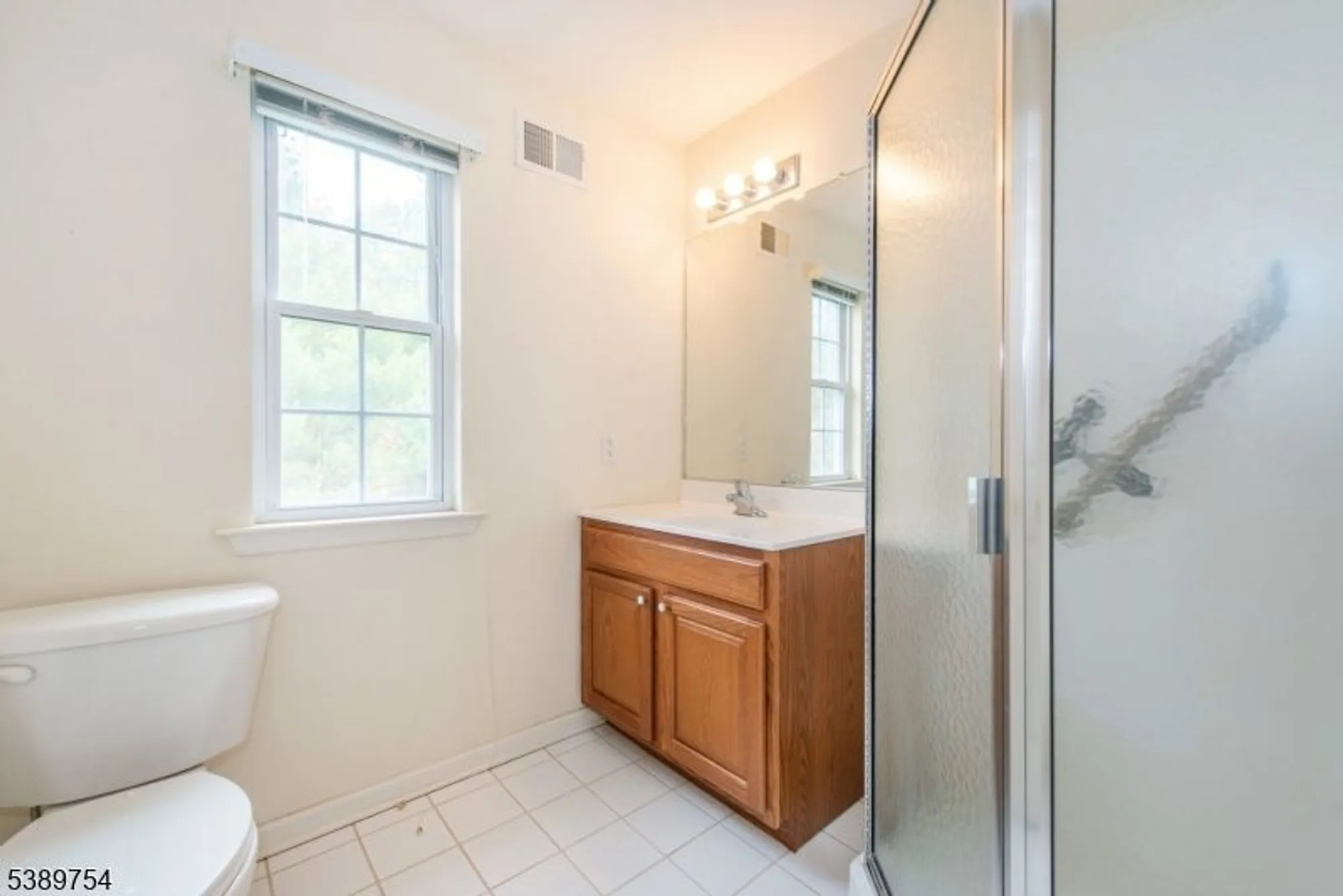 Property Slideshow image 17 of 24 | 25 indian plantation st, Flemington, NJ, 08822