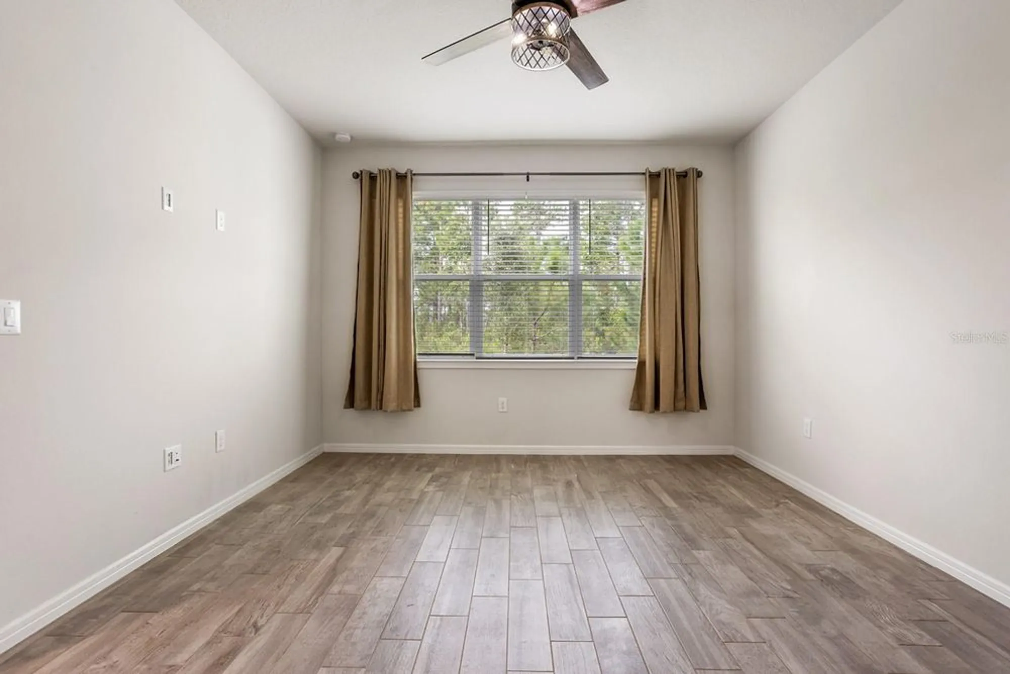 Property Slideshow image 12 of 40 | 2458 cliff way, Saint Cloud, FL, 34771