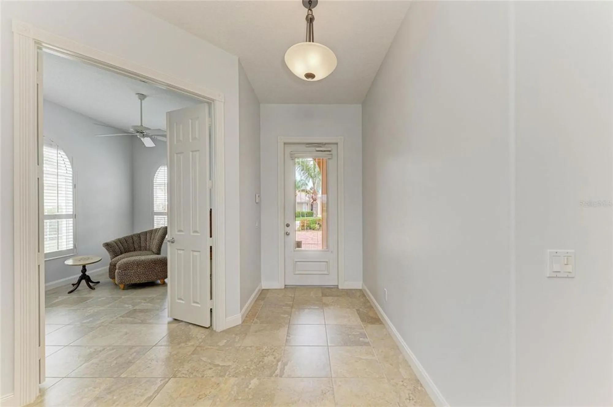Property Slideshow image 3 of 65 | 5827 benevento dr, Sarasota, FL, 34238
