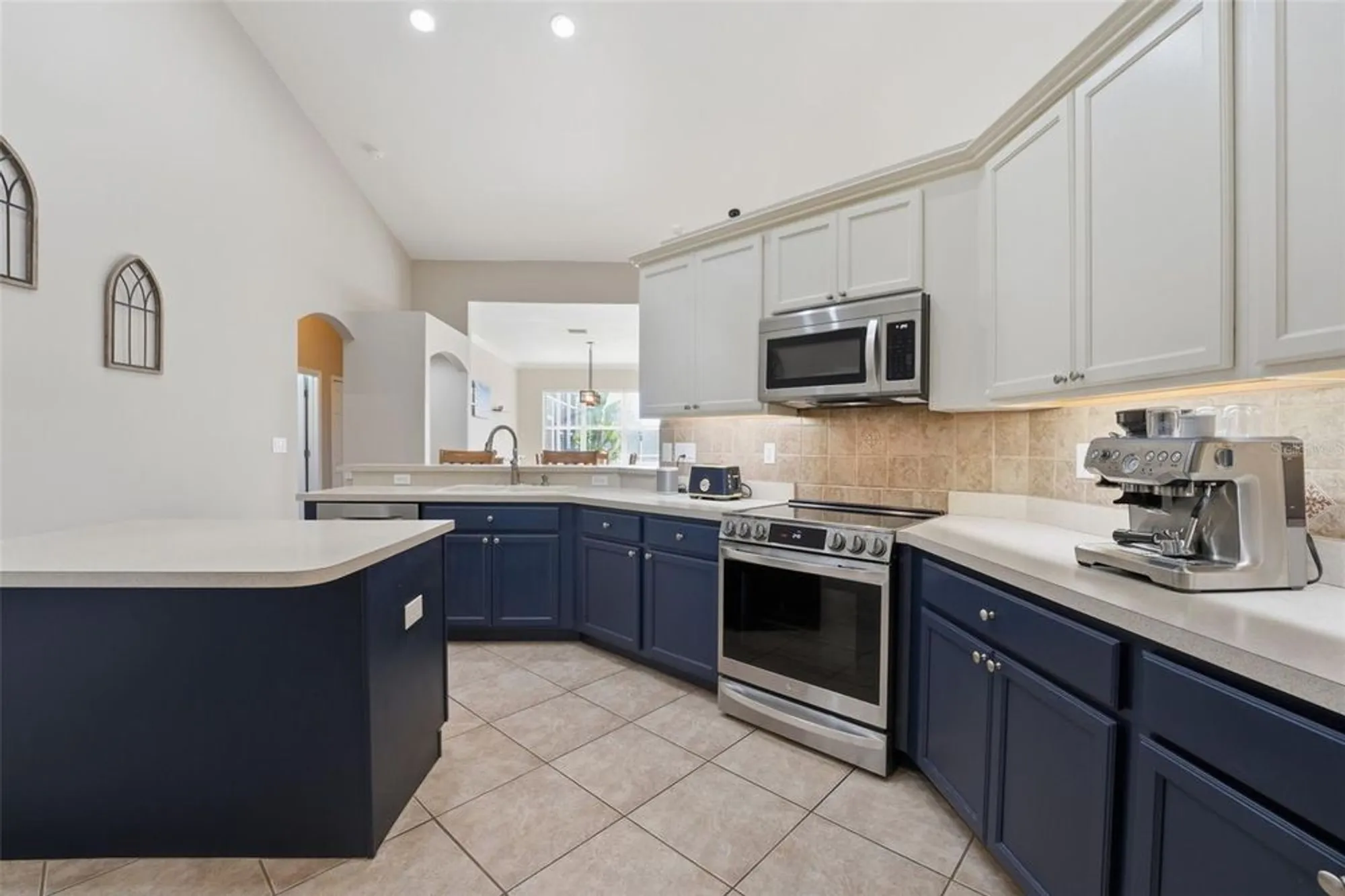 Property Slideshow image 12 of 75 | 14230 silver lakes cir, Port Charlotte, FL, 33953