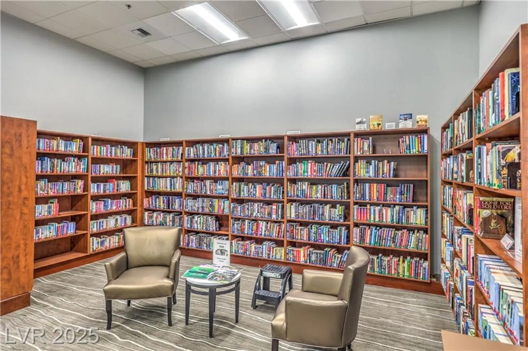 Property Slideshow image 39 of 44 | 7617 fieldfare dr, North Las Vegas, NV, 89084