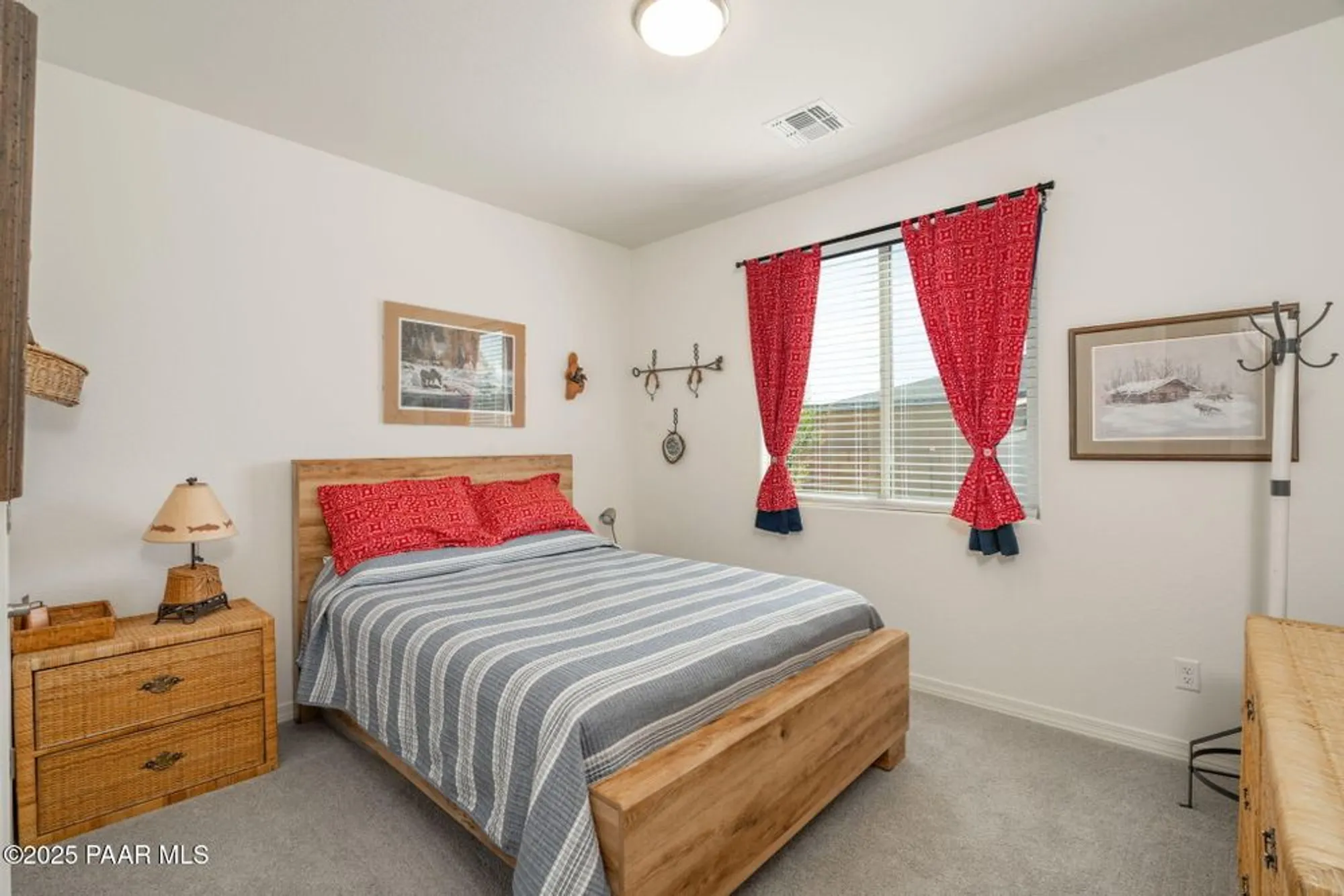 Property Slideshow image 23 of 37 | 7724 e turnberry dr, Prescott Valley, AZ, 86315