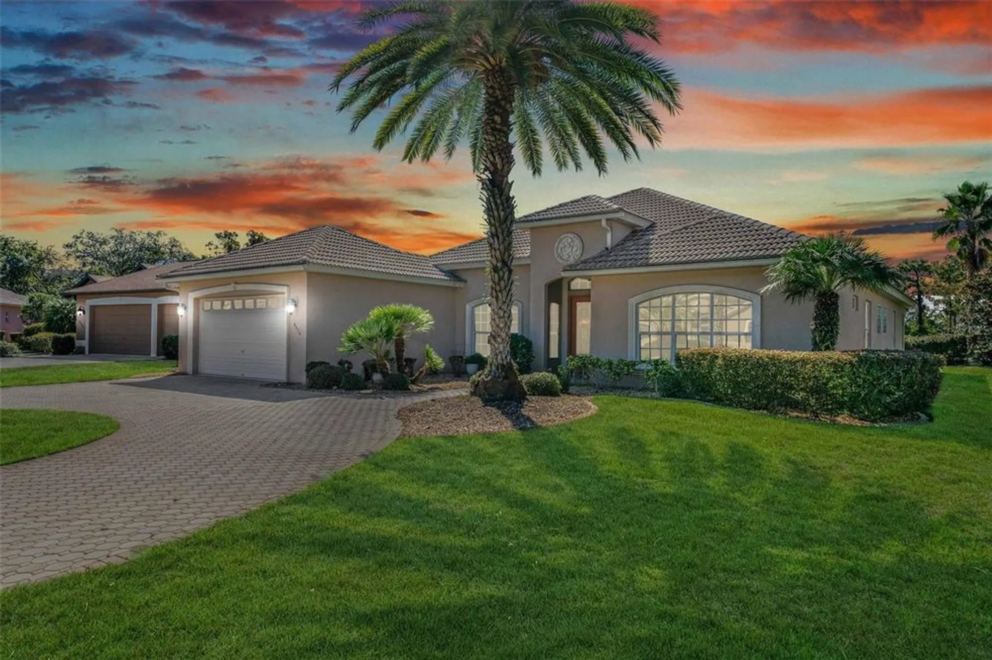 Property Slideshow image 2 of 73 | 8426 charleston dr, Weeki Wachee, FL, 34613