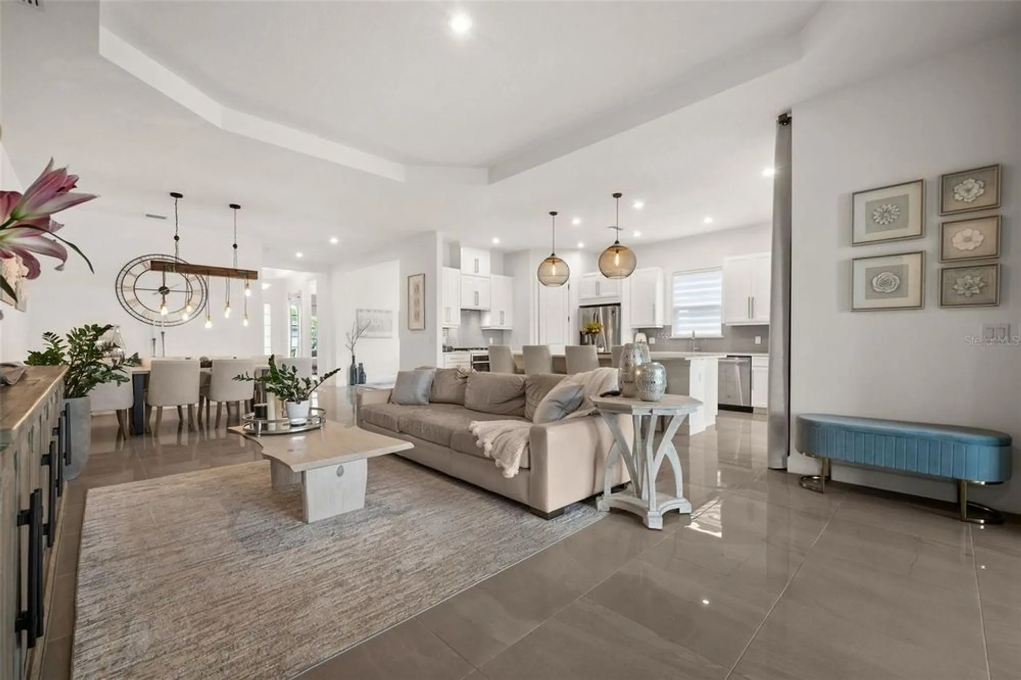 Property Slideshow image 10 of 50 | 6266 mesa gln, Bradenton, FL, 34203