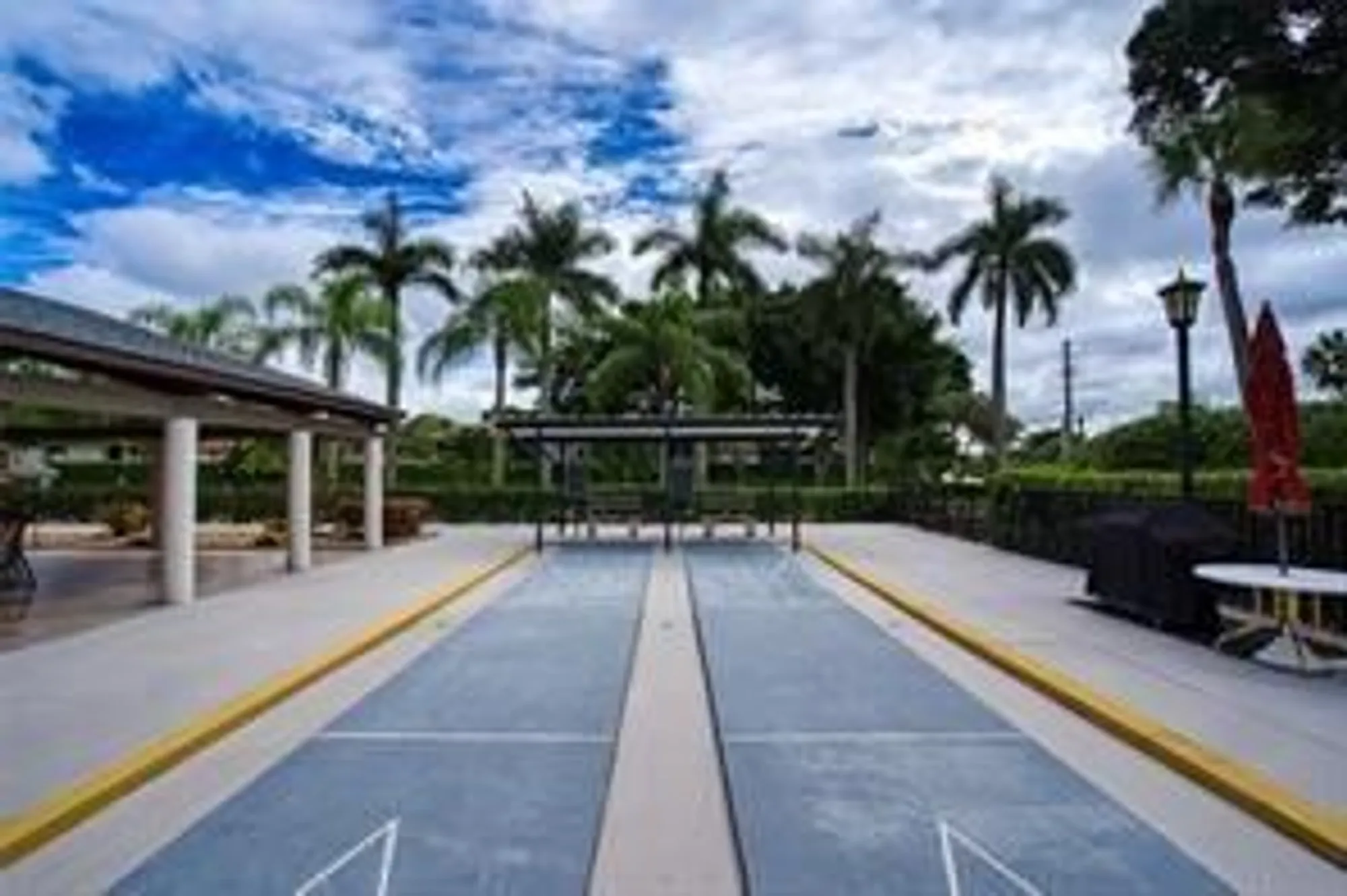 Property Slideshow image 53 of 82 | 10442 e clairmont cir 204, Tamarac, FL, 33321