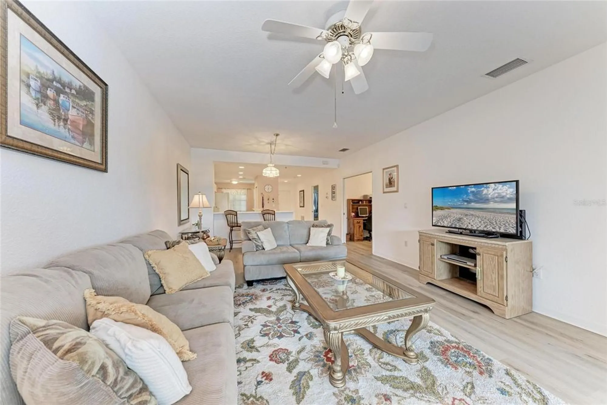 Property Slideshow image 10 of 41 | 6326 grand oak cir 203, Bradenton, FL, 34203