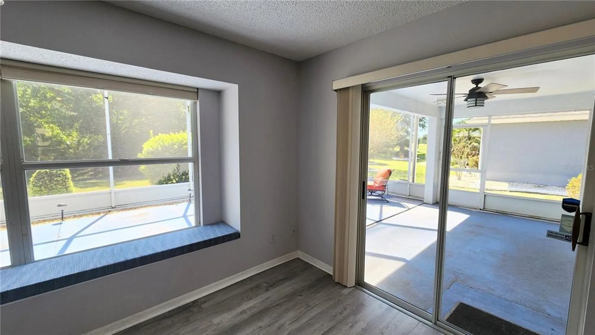 Property Slideshow image 18 of 60 | 2113 e del webb blvd, Sun City Center, FL, 33573