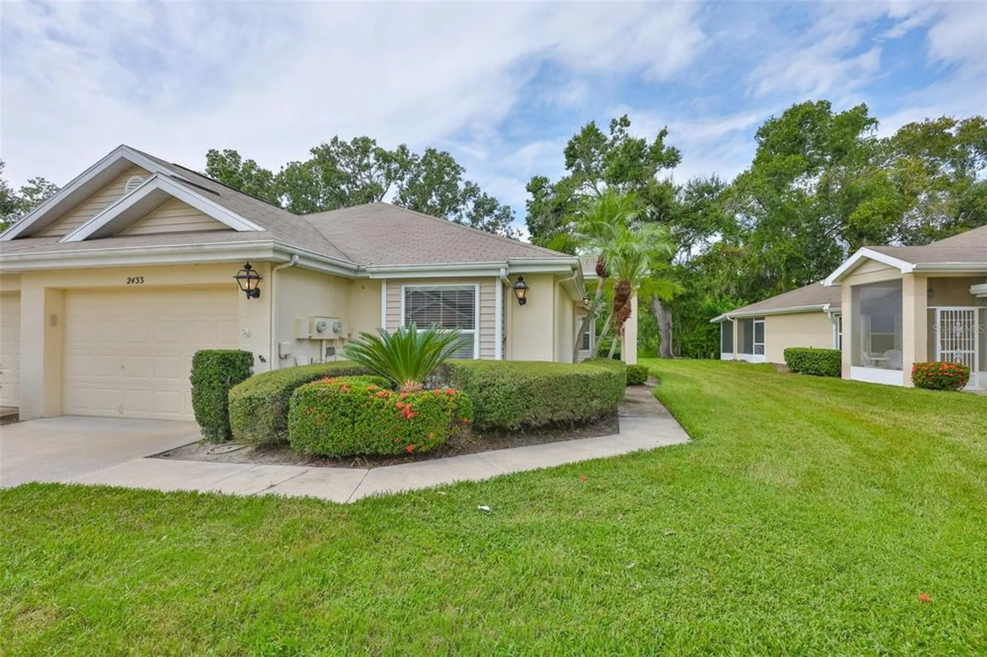 Property Slideshow image 1 of 40 | 2433 nantucket harbor loop, Sun City Center, FL, 33573