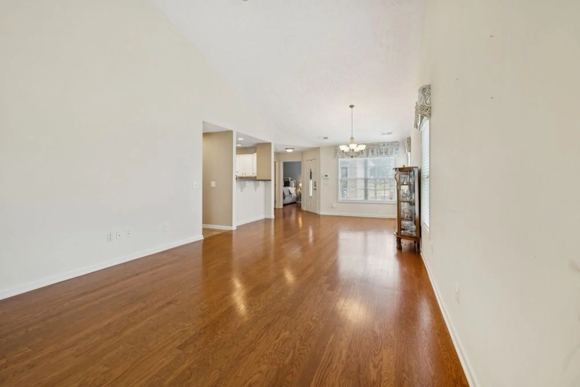 Property Slideshow image 13 of 47 | 145 plymouth dr, Lebanon, TN, 37087