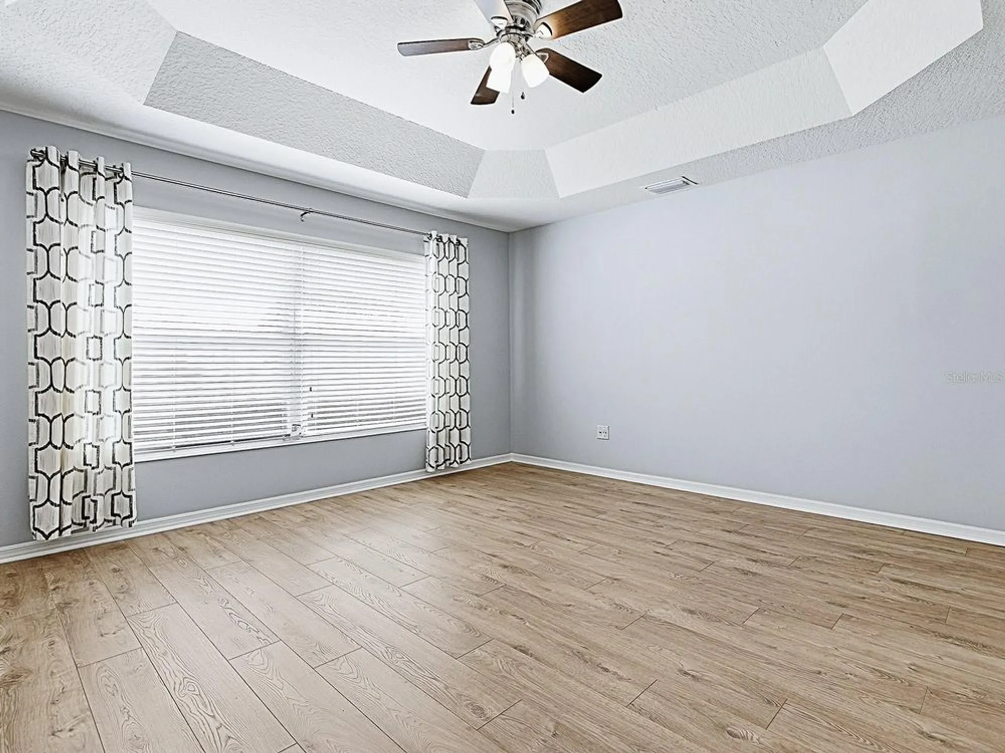 Property Slideshow image 21 of 37 | 2092 ironton pl, The Villages, FL, 32163