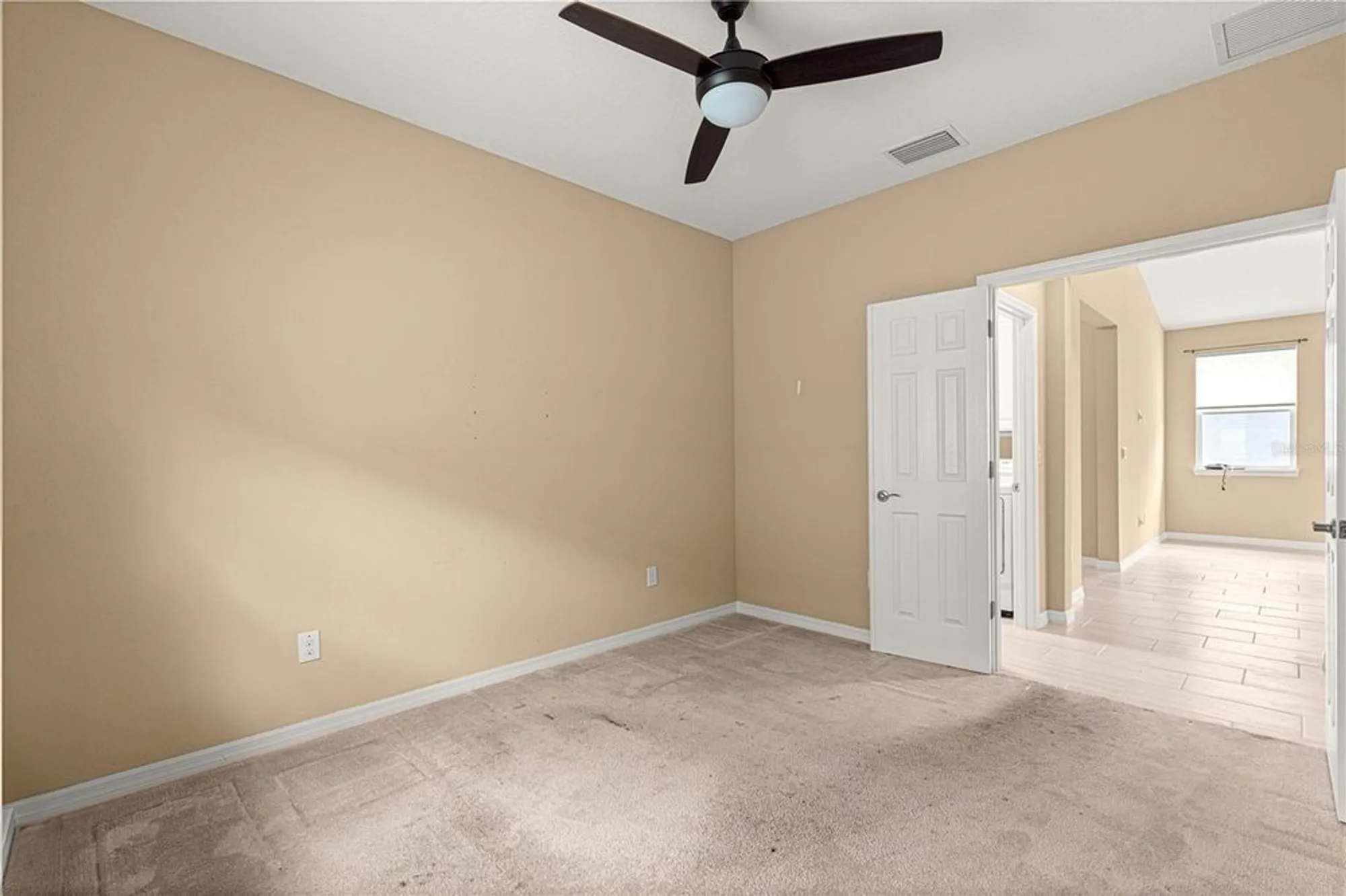 Property Slideshow image 20 of 46 | 5616 nw 39th ln, Ocala, FL, 34482