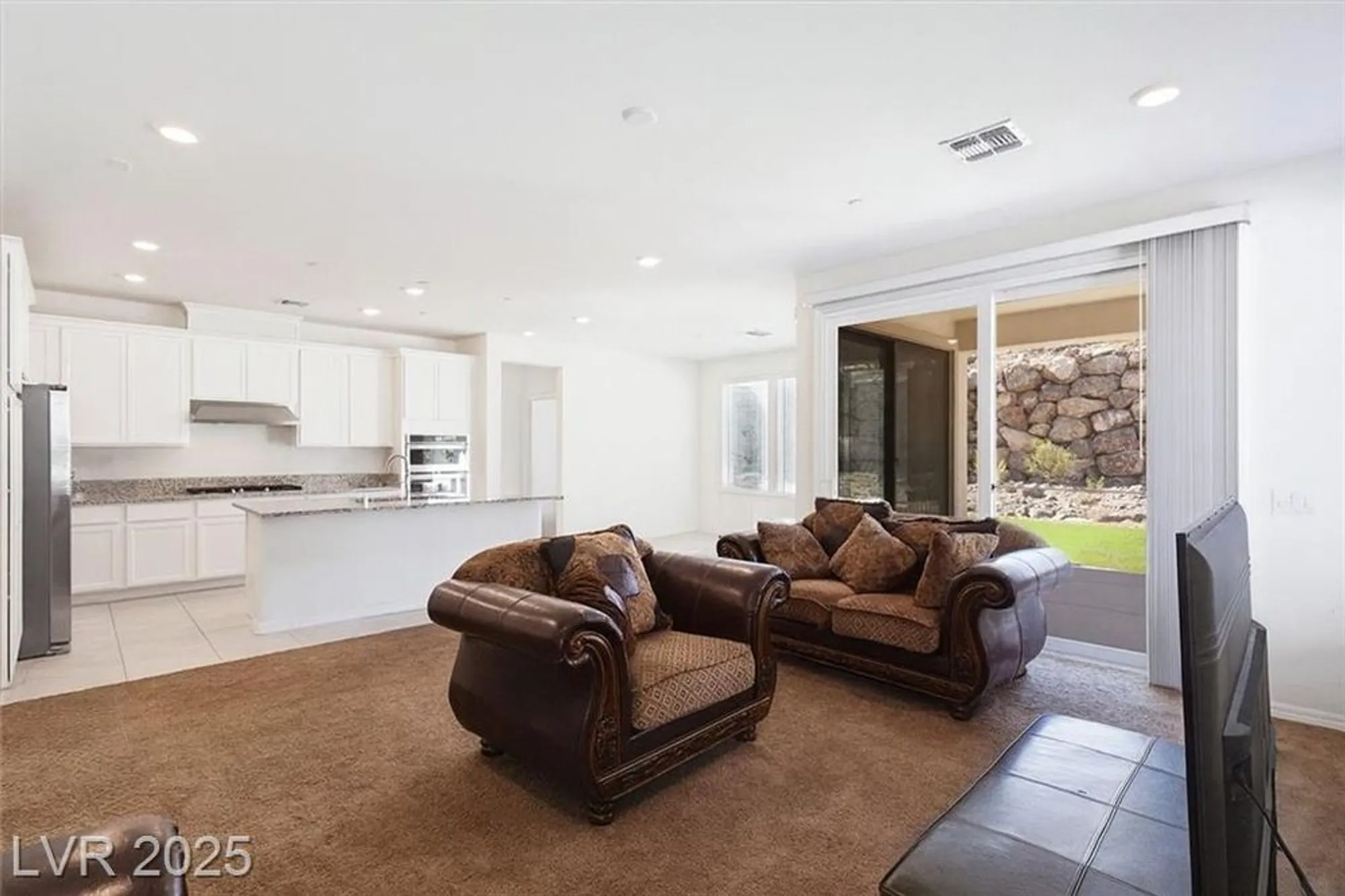 Property Slideshow image 14 of 35 | 25 stone yucca ct, Henderson, NV, 89011