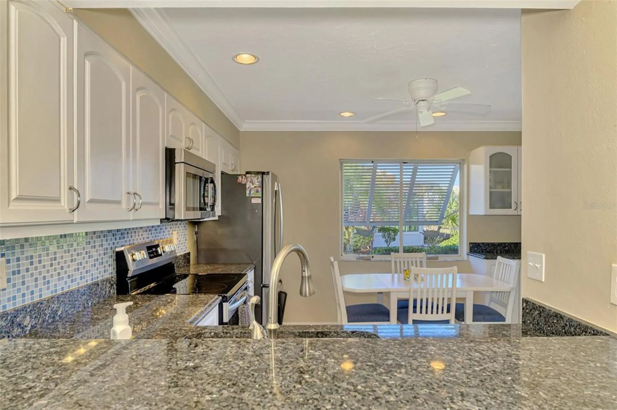 Property Slideshow image 16 of 65 | 461 wexford cir 91, Venice, FL, 34293