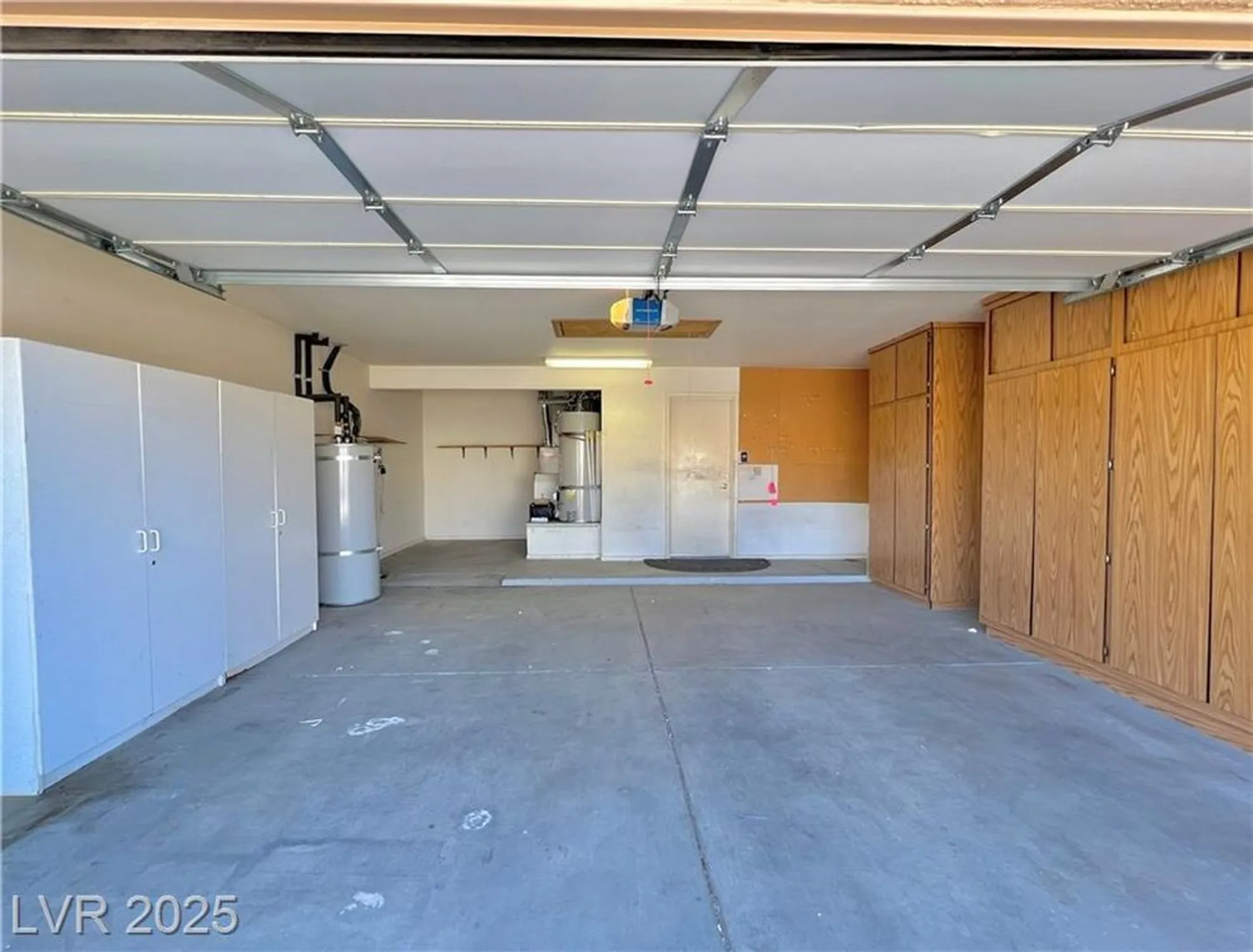 Property Slideshow image 27 of 33 | 3012 morning ridge dr, Las Vegas, NV, 89134