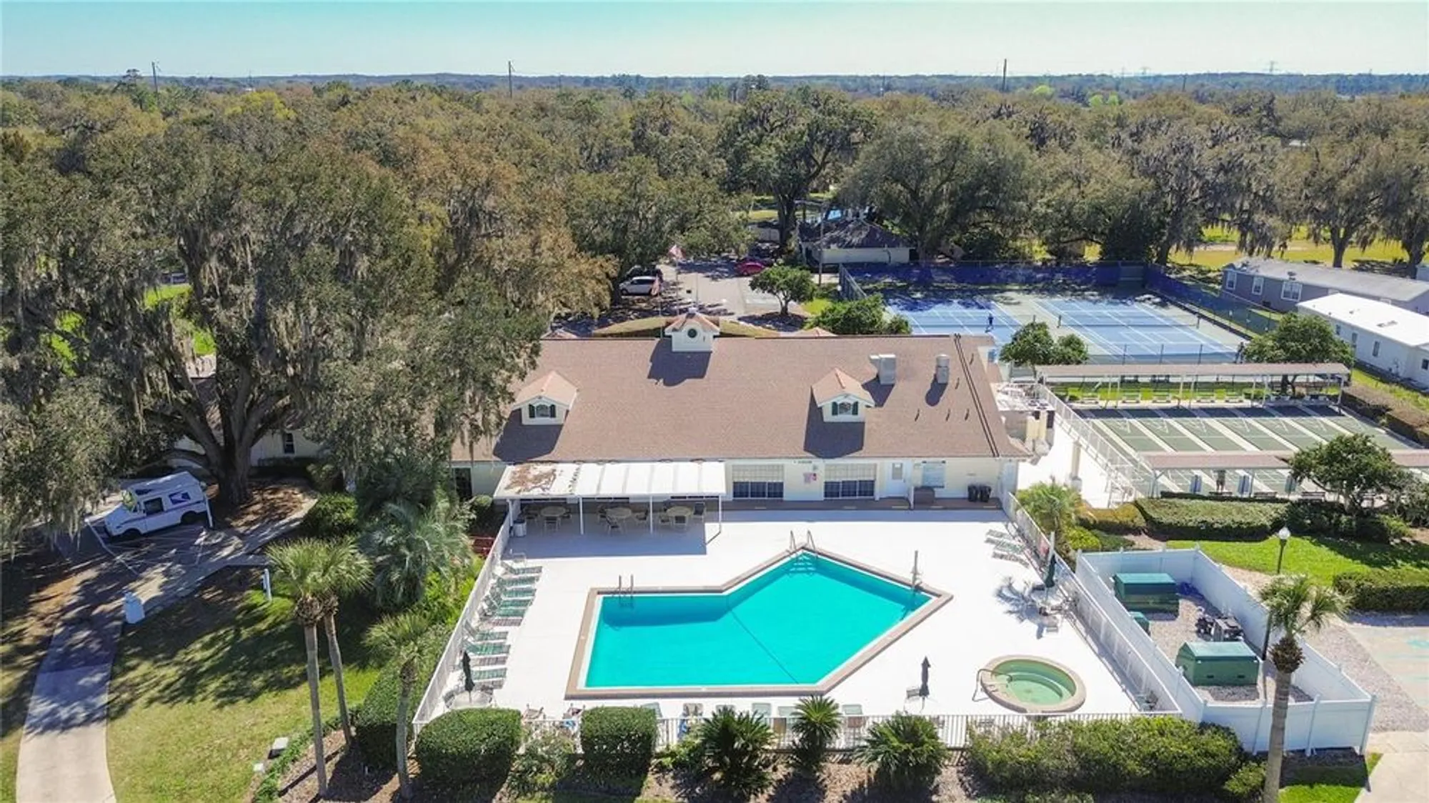 Property Slideshow image 61 of 68 | 32676 oak park dr, Leesburg, FL, 34748