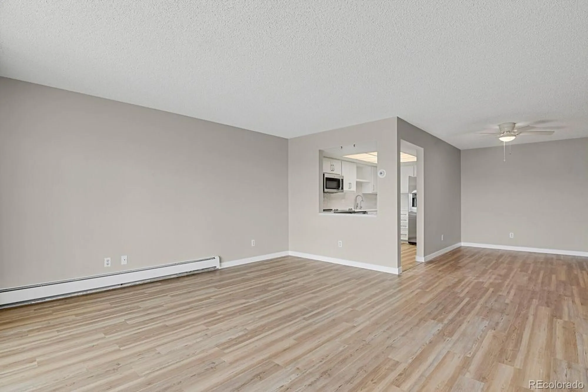 Property Slideshow image 6 of 22 | 14001 e marina dr 603, Aurora, CO, 80014