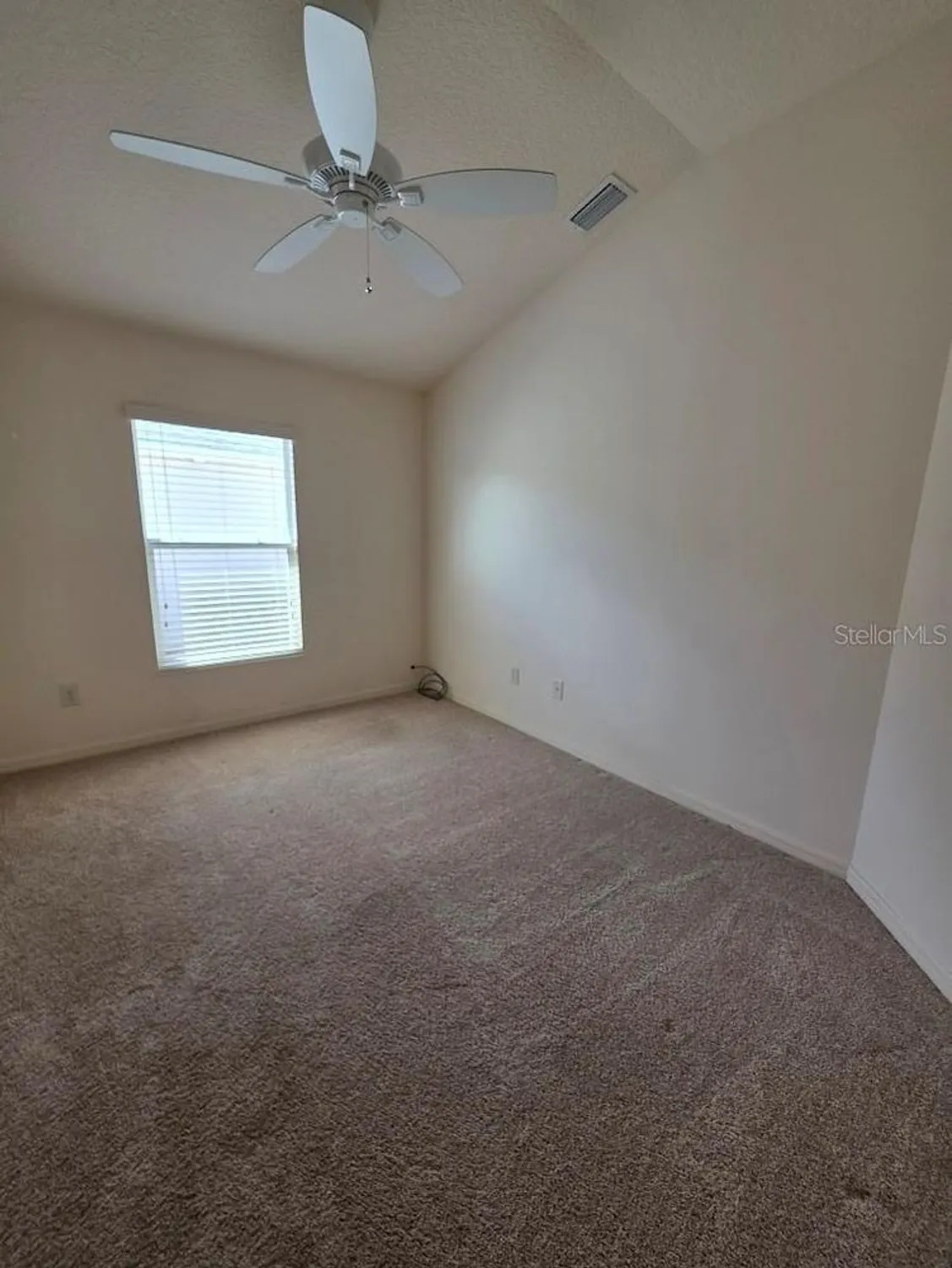 Property Slideshow image 12 of 24 | 2149 sandalwood pl, The Villages, FL, 32163