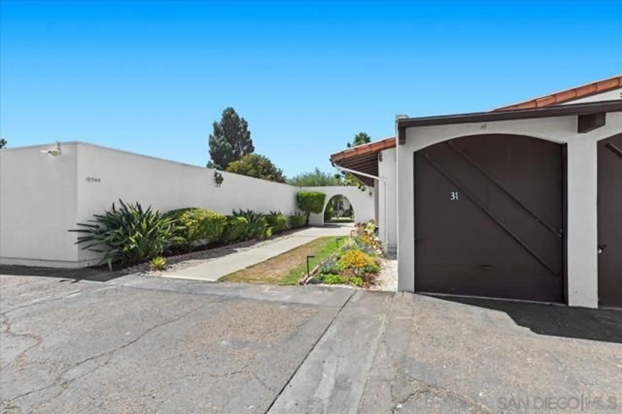 Property Slideshow image 36 of 51 | 16566 caminito vecinos 31, San Diego, CA, 92128