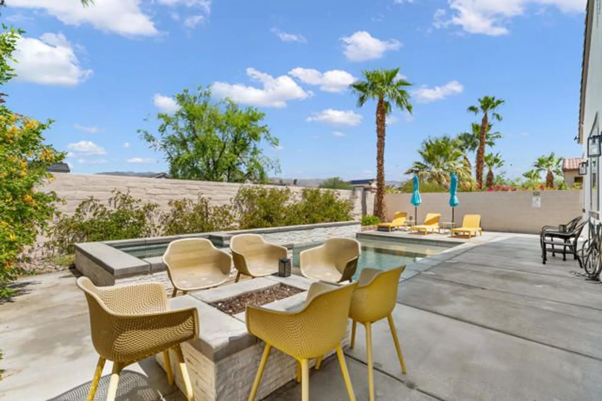 Property Slideshow image 32 of 37 | 84340 acqua ct, Indio, CA, 92203