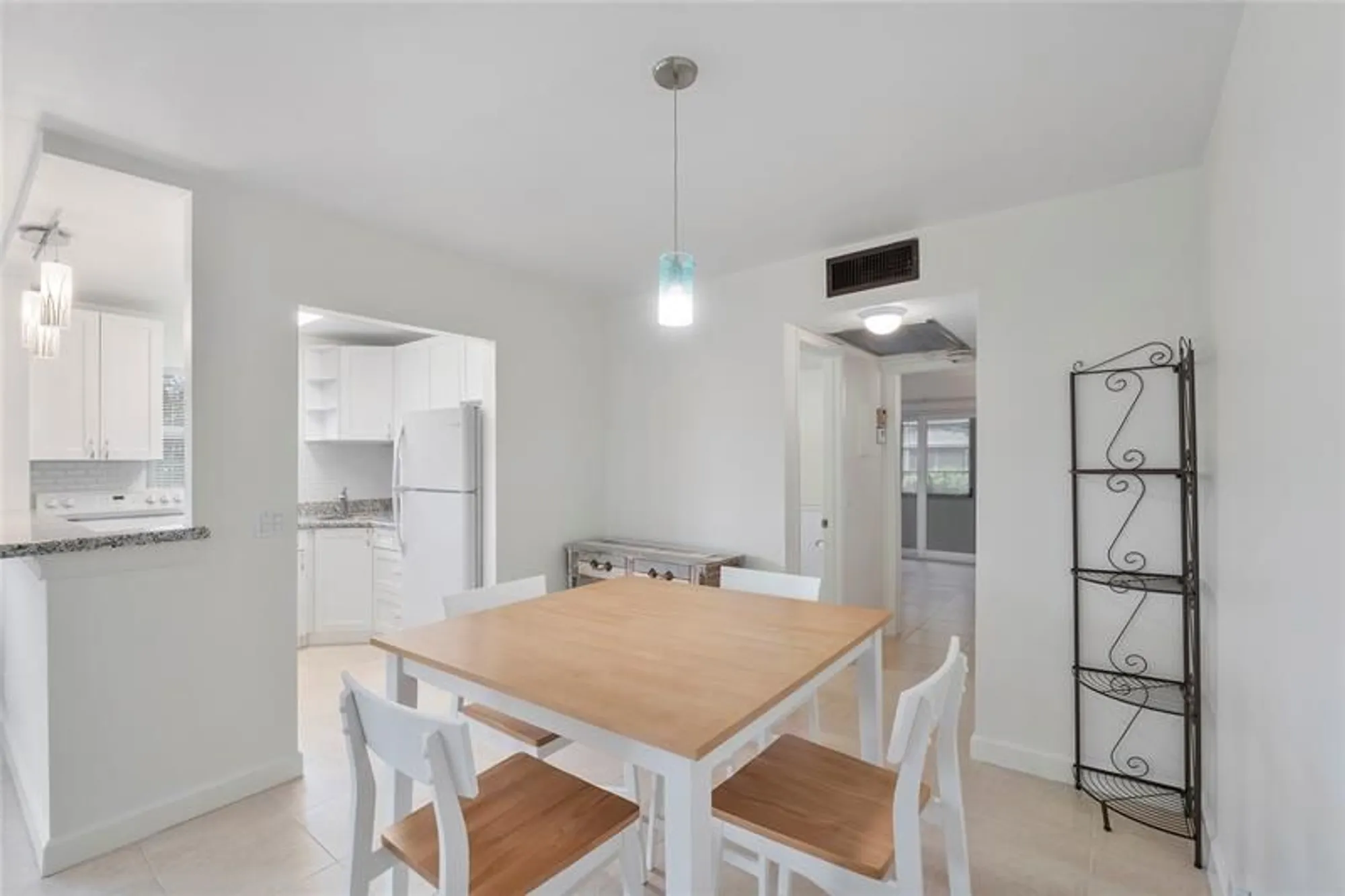 Property Slideshow image 7 of 36 | 373 tilford r # 373, Deerfield Beach, FL, 33442