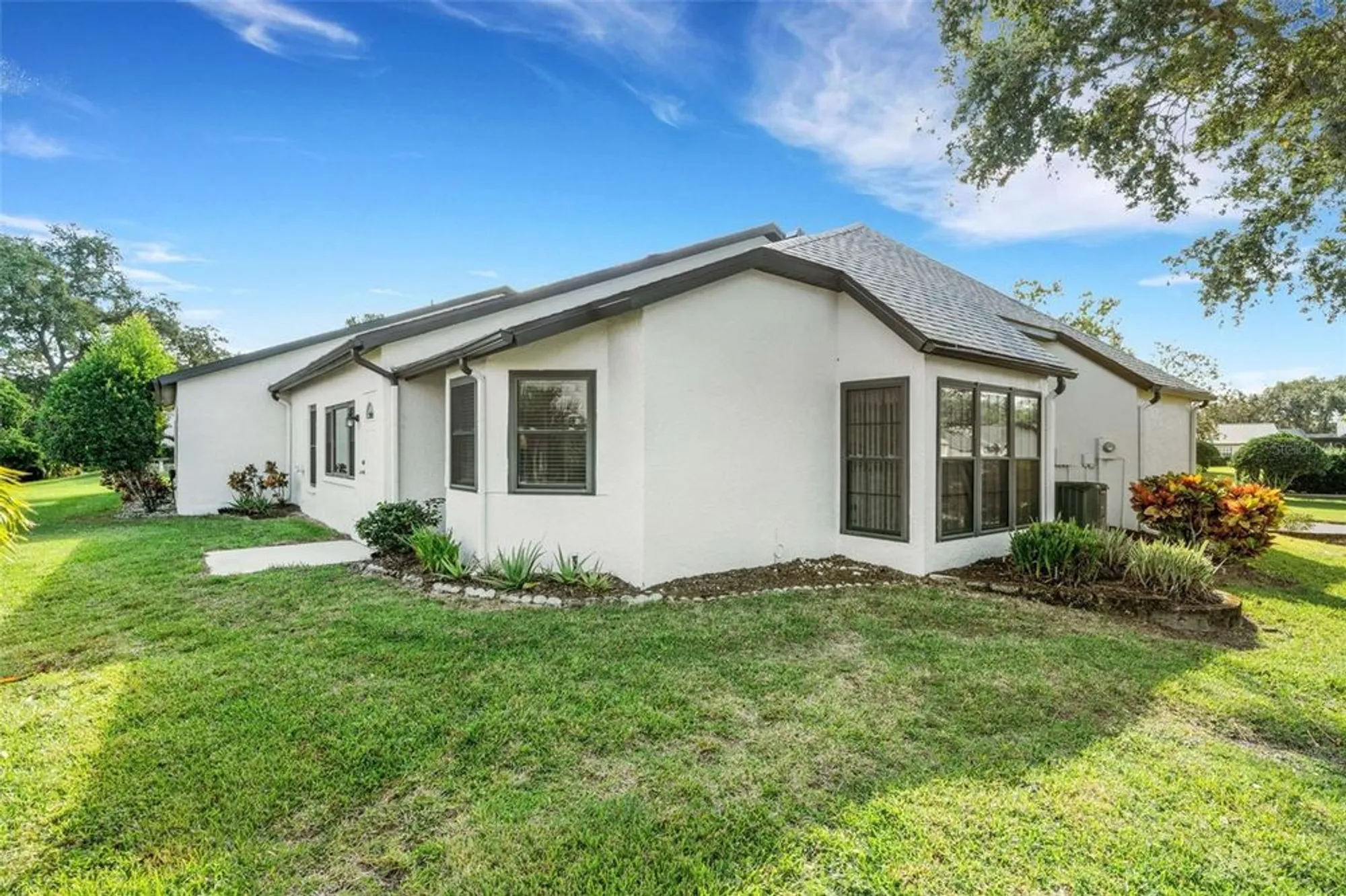 Property Slideshow image 39 of 79 | 3681 ridgemont ct, Palm Harbor, FL, 34684