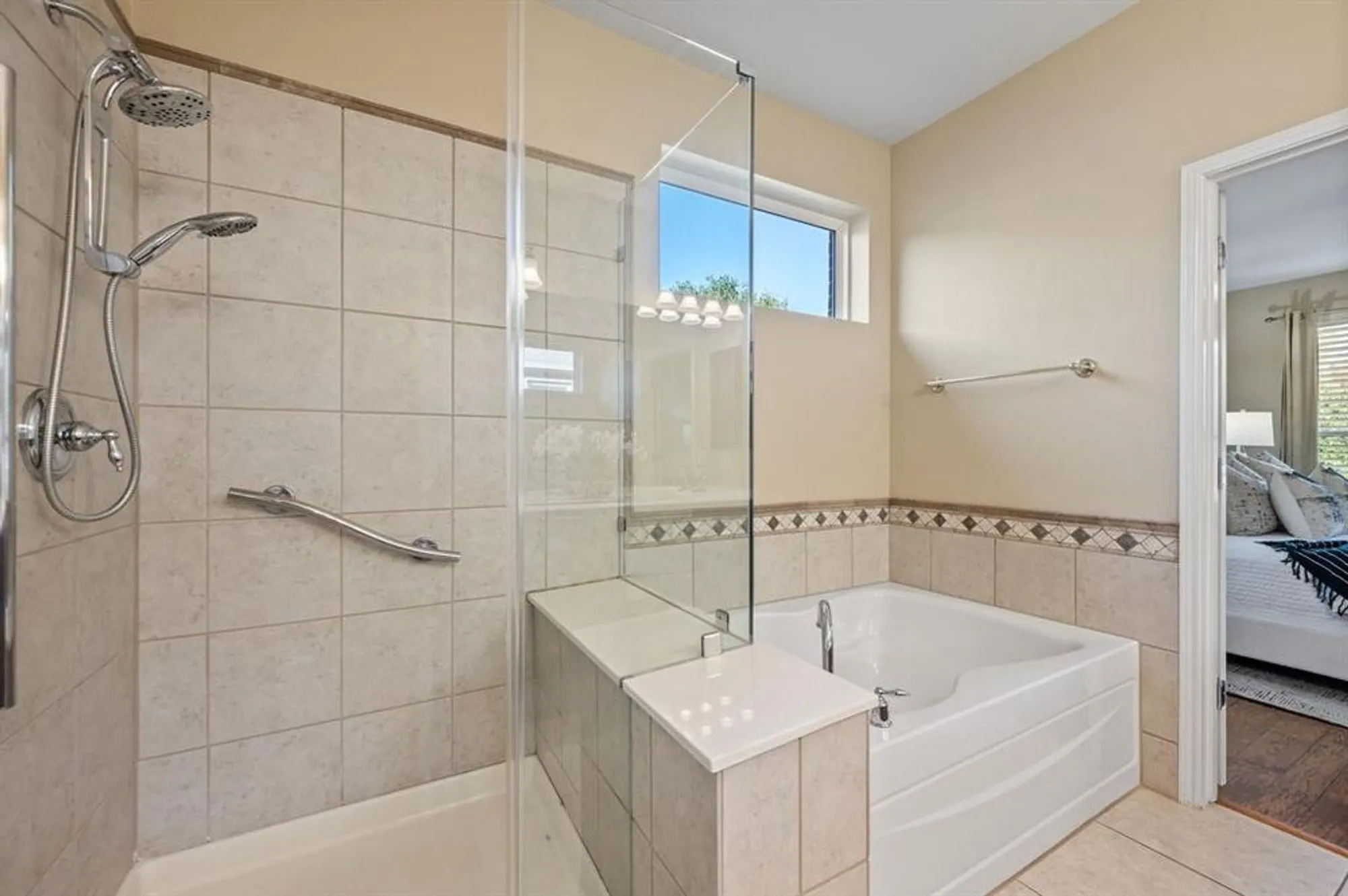 Property Slideshow image 19 of 39 | 7356 pasatiempo dr, Frisco, TX, 75036