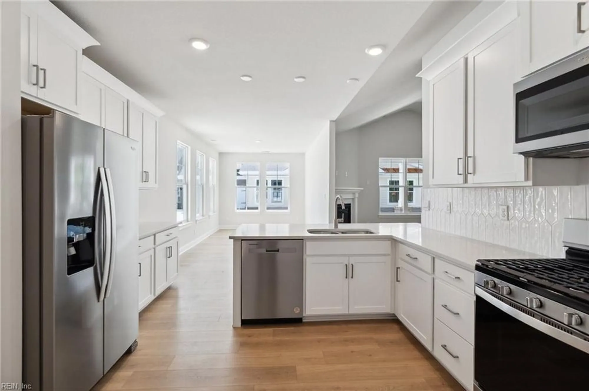 Property Slideshow image 25 of 25 | 2216 edwin dr, Chesapeake, VA, 23322