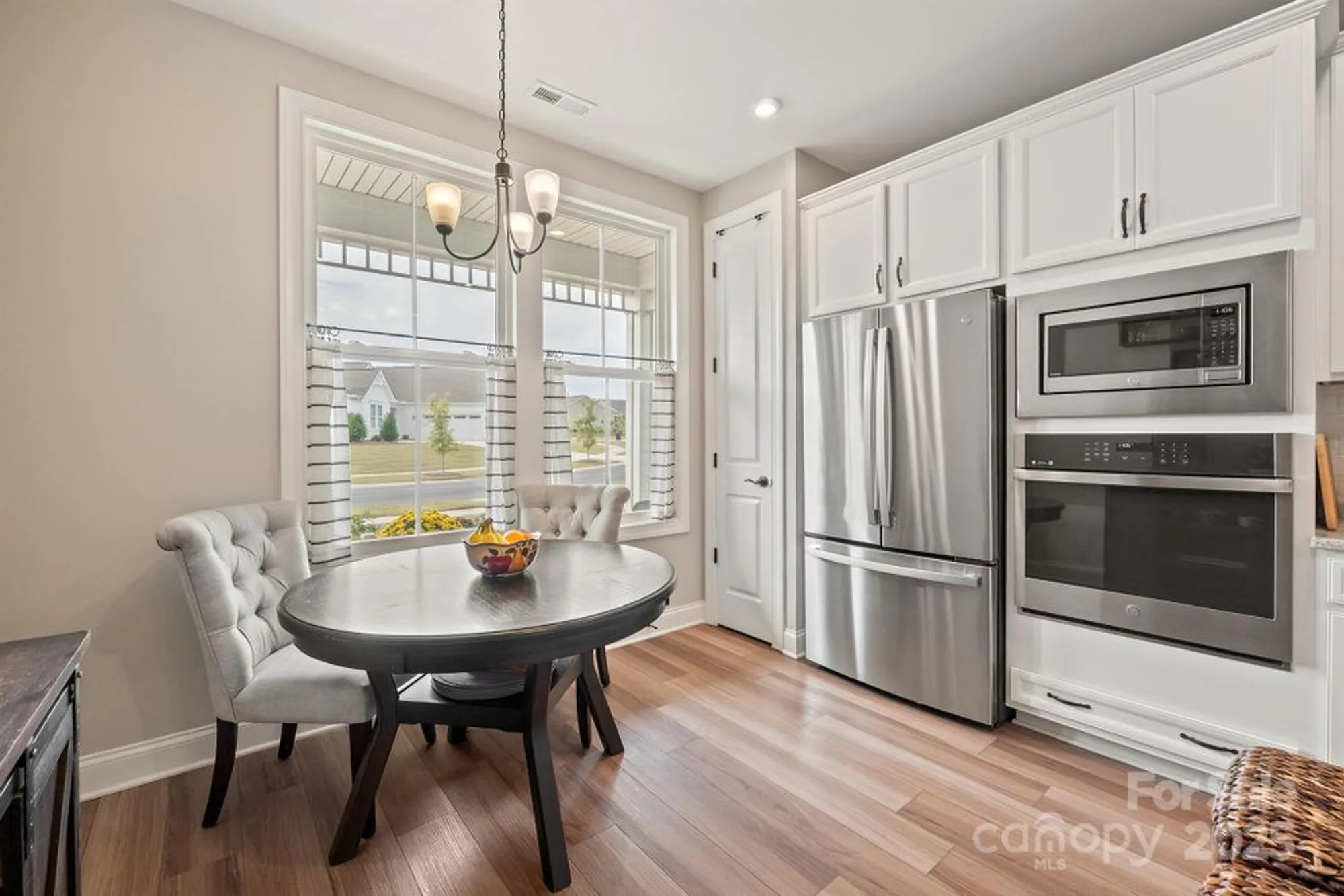 Property Slideshow image 10 of 48 | 8631 profit ln, Charlotte, NC, 28215