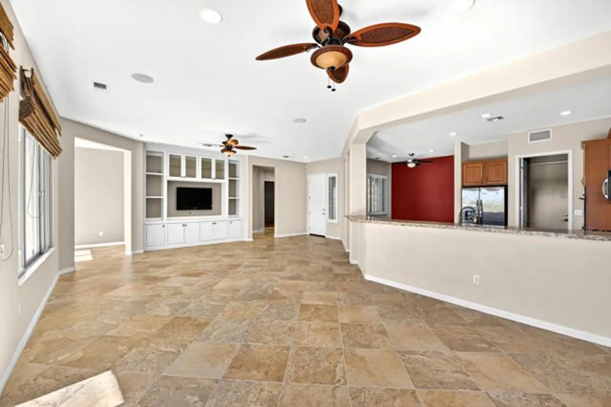 Property Slideshow image 8 of 69 | 81073 avenida tres lagunas, Indio, CA, 92203