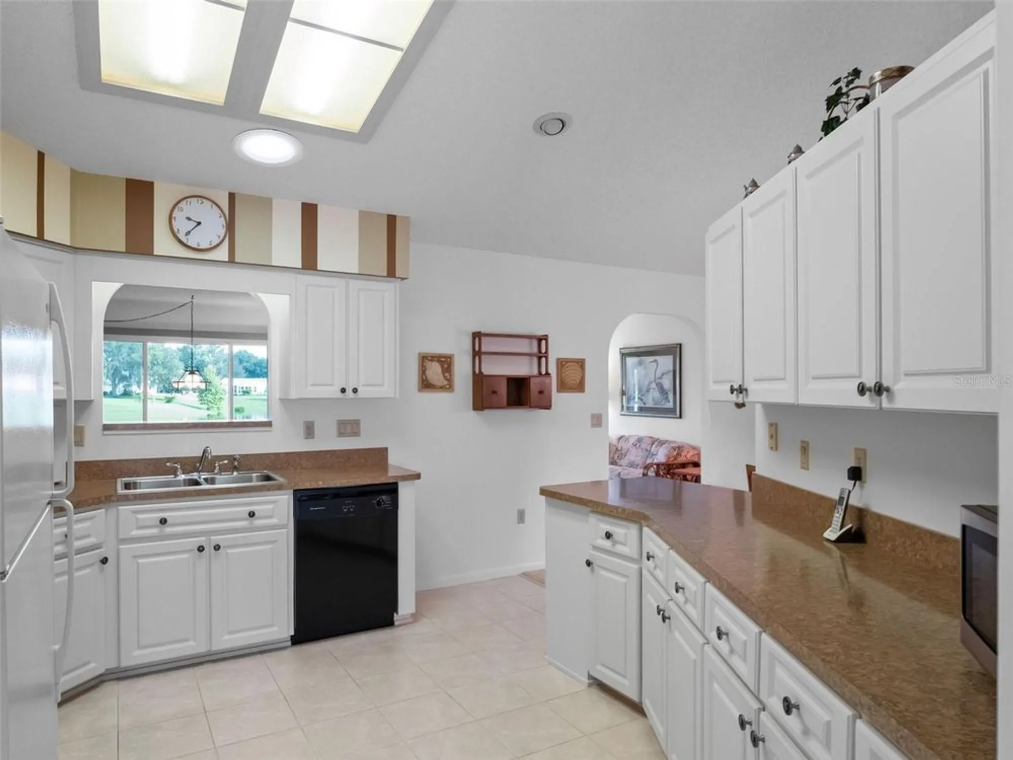 Property Slideshow image 13 of 86 | 26632 evert st, Leesburg, FL, 34748