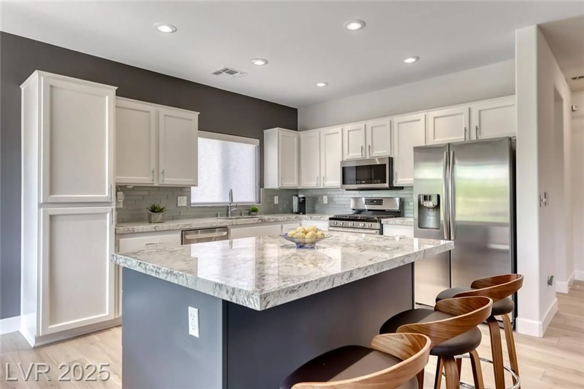 Property Slideshow image 10 of 50 | 1605 williamsport st, Henderson, NV, 89052