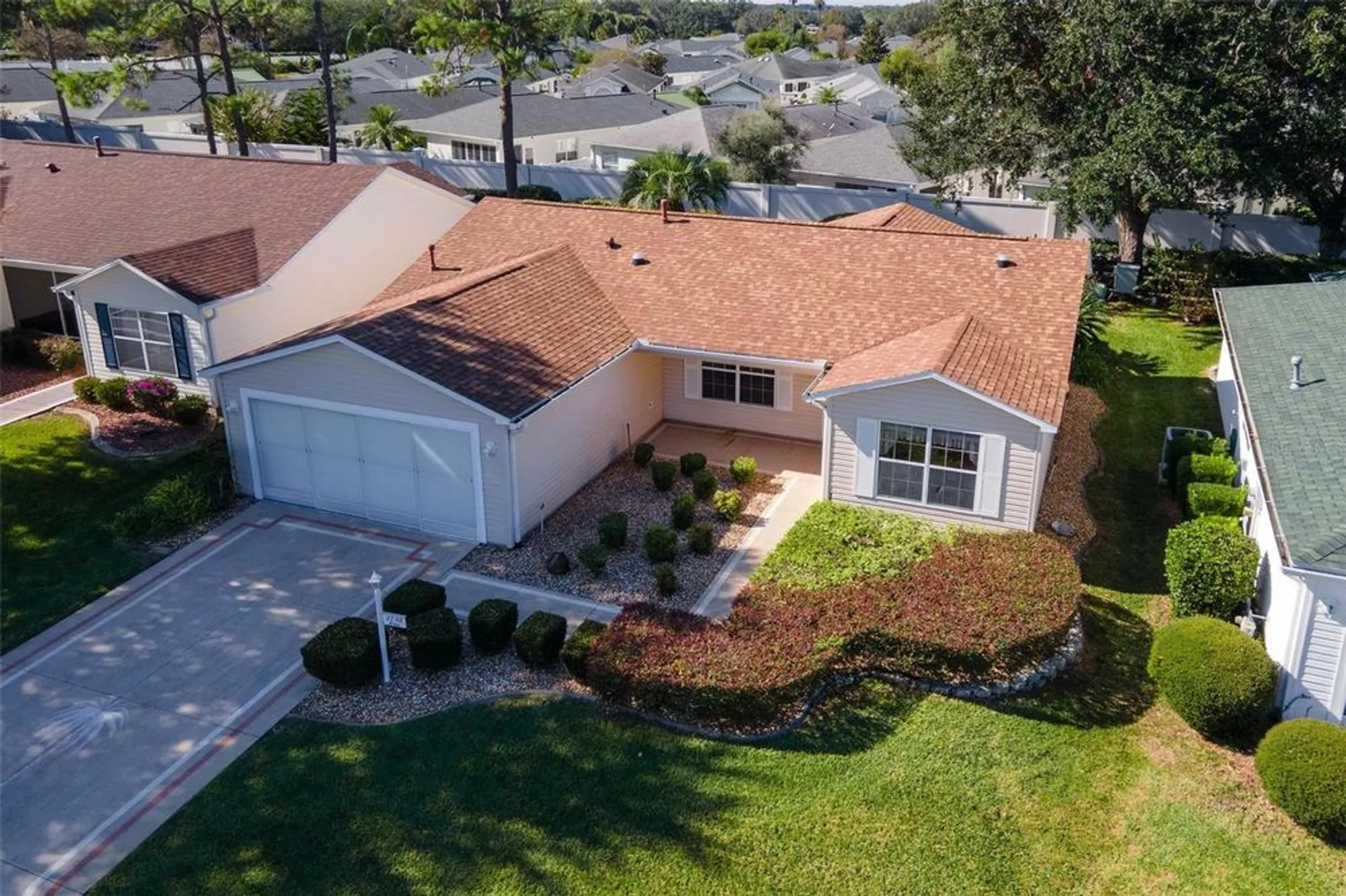 Property Slideshow image 41 of 45 | 2732 privada dr, The Villages, FL, 32162