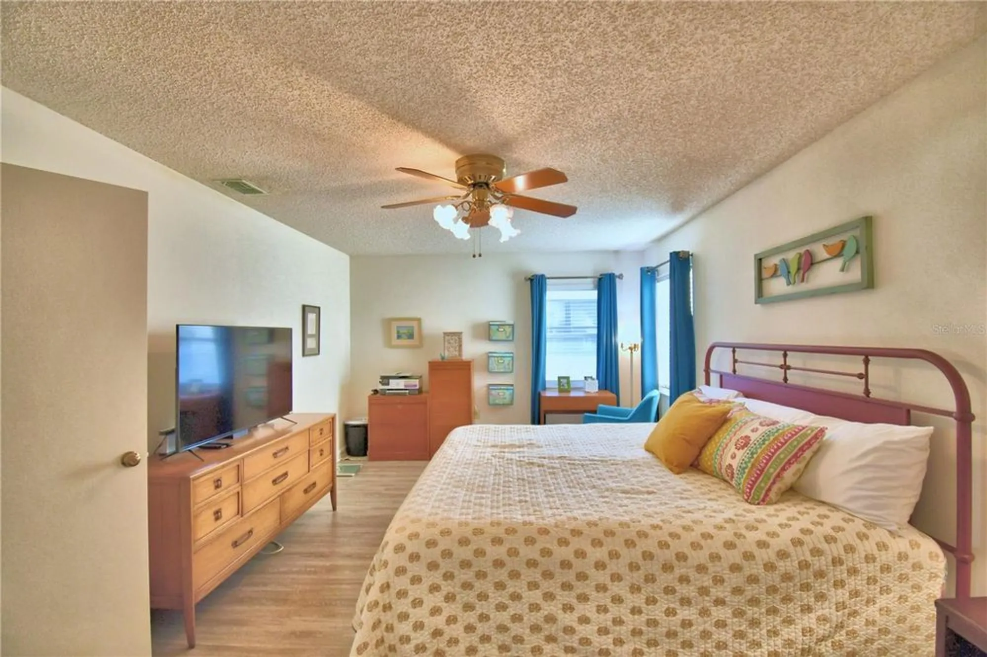 Property Slideshow image 23 of 60 | 4823 colonnades cir, Lakeland, FL, 33811