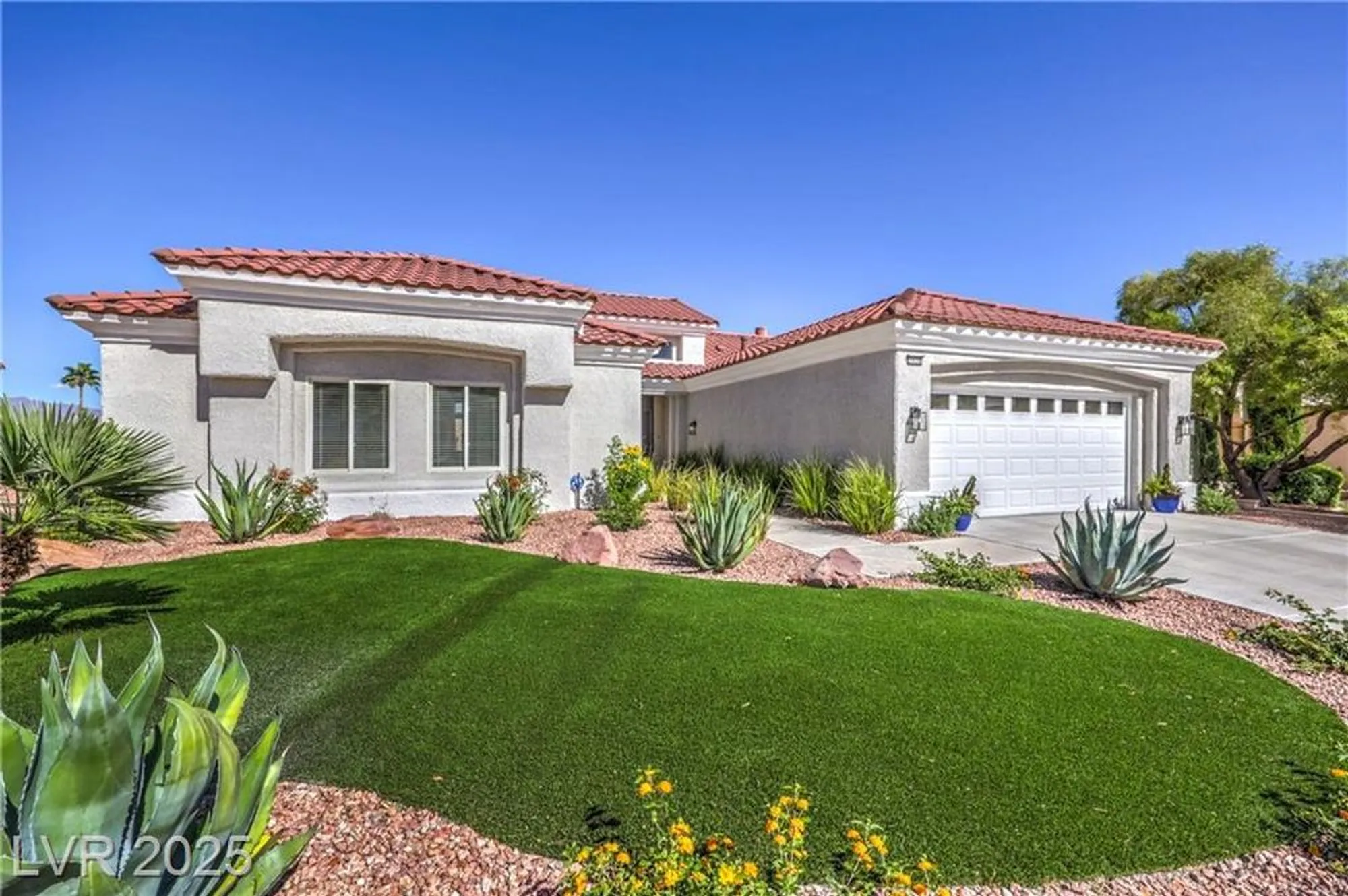 Property Slideshow image 1 of 34 | 3028 treesdale dr, Las Vegas, NV, 89134