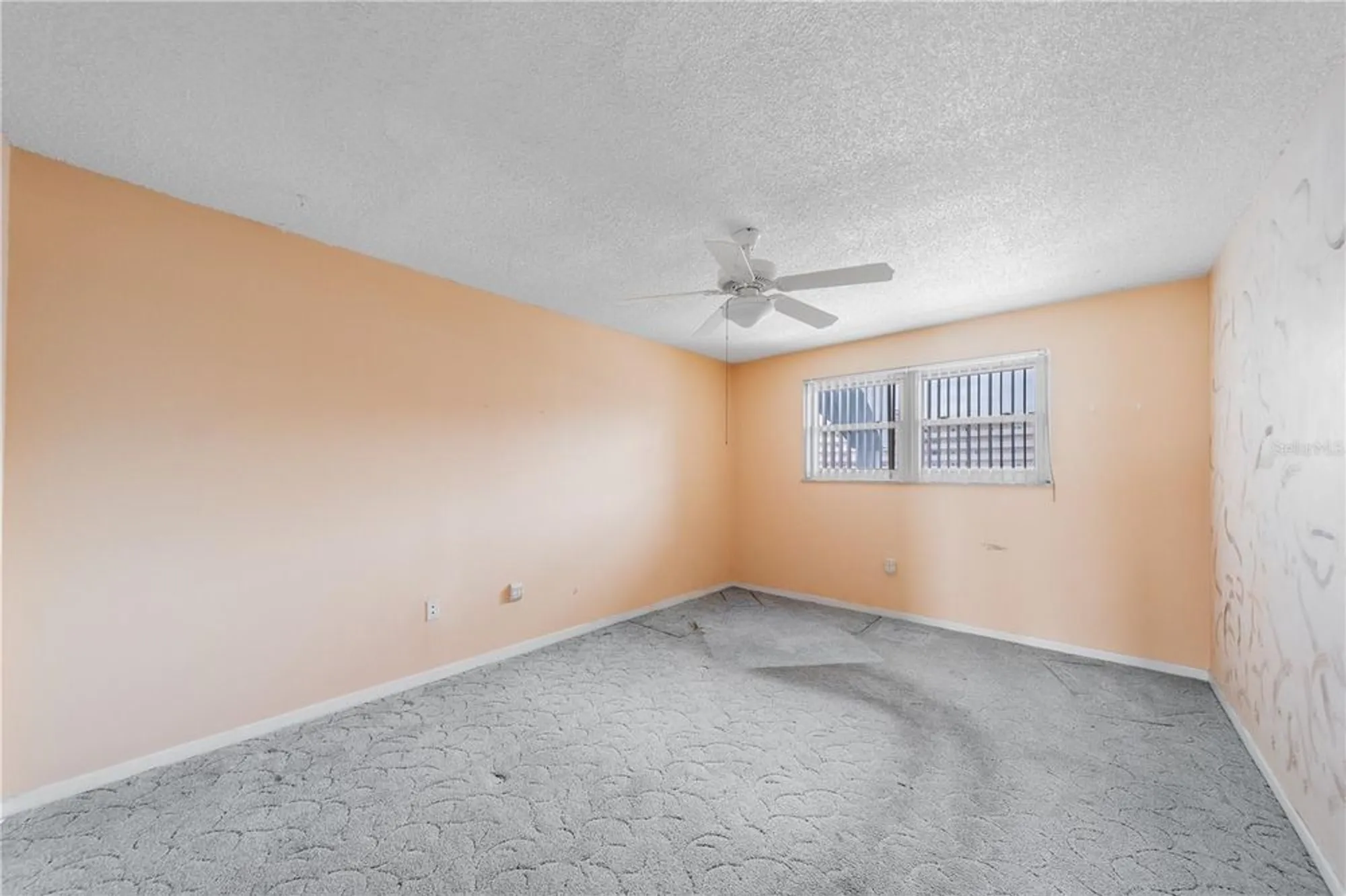 Property Slideshow image 8 of 30 | 5925 shore blvd 606, Gulfport, FL, 33707