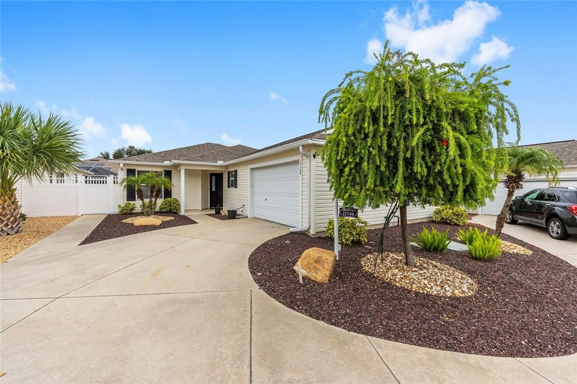 Property Slideshow image 4 of 54 | 17720 se 84th peyton ct, The Villages, FL, 32162