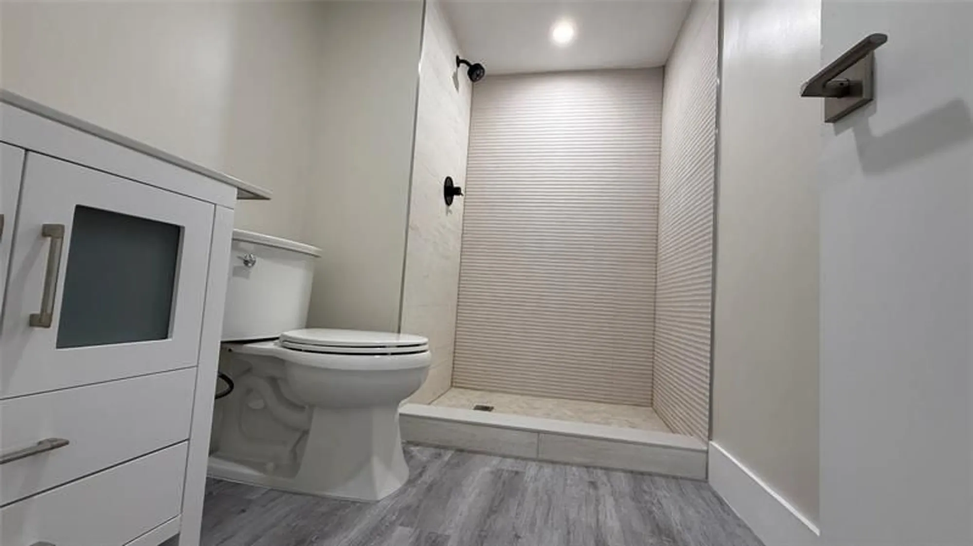 Property Slideshow image 12 of 53 | 8962 s hollybrook blvd 308, Pembroke Pines, FL, 33025