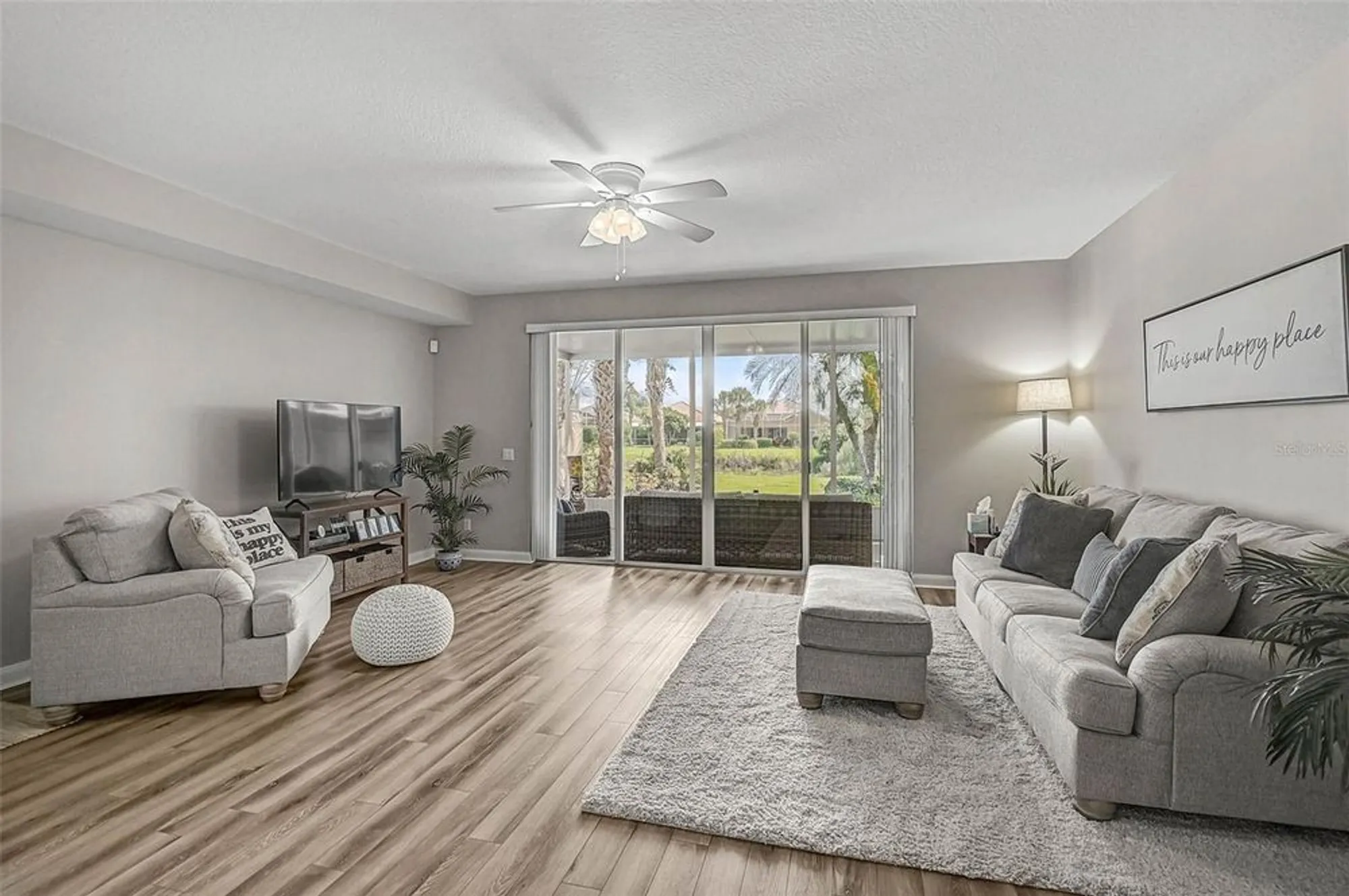 Property Slideshow image 4 of 51 | 1737 burgos dr, Sarasota, FL, 34238