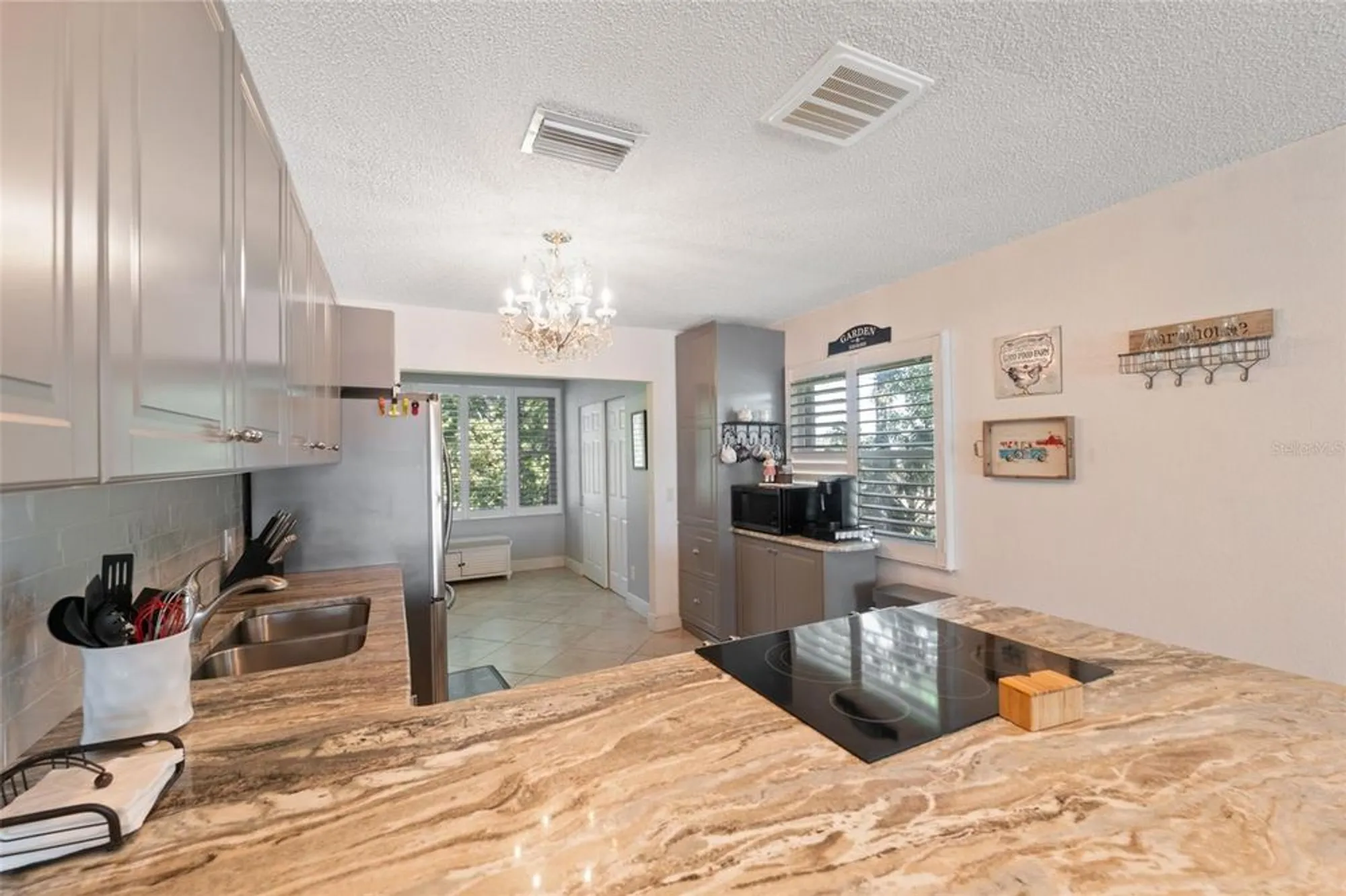 Property Slideshow image 10 of 40 | 2468 florentine way apt 48, Clearwater, FL, 33763