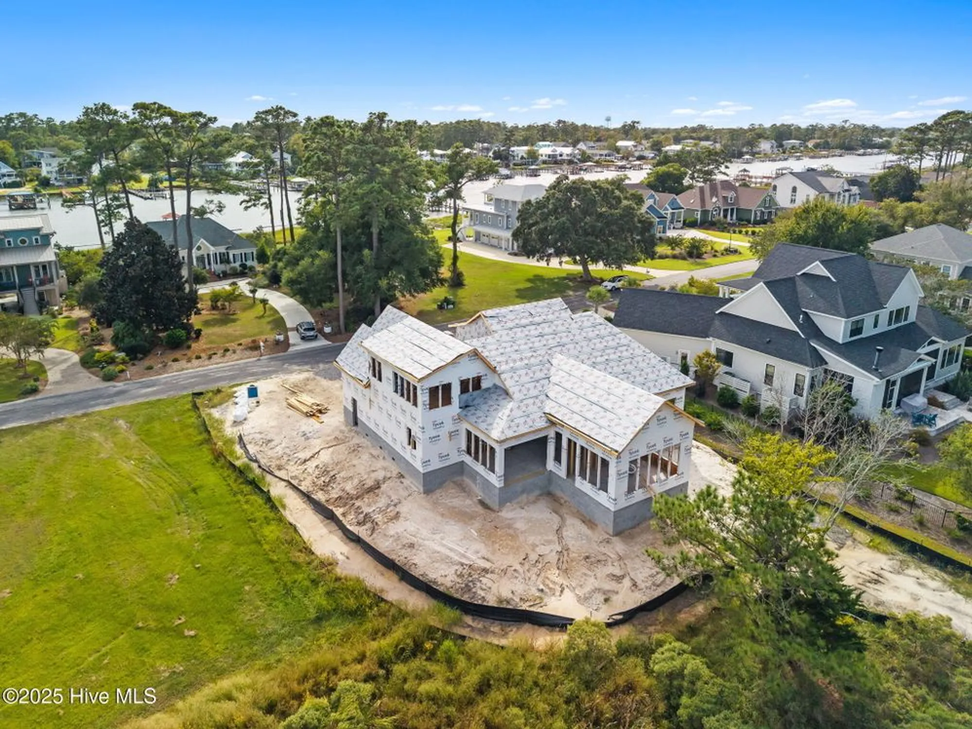 Property Slideshow image 2 of 71 | 2611 mariners way, Southport, NC, 28461