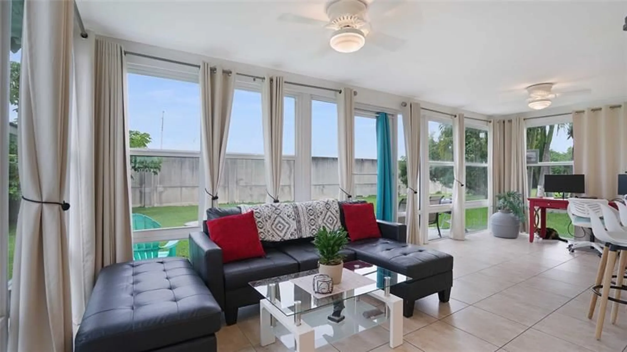 Property Slideshow image 8 of 17 | 3121 e golf blvd, Pompano Beach, FL, 33064