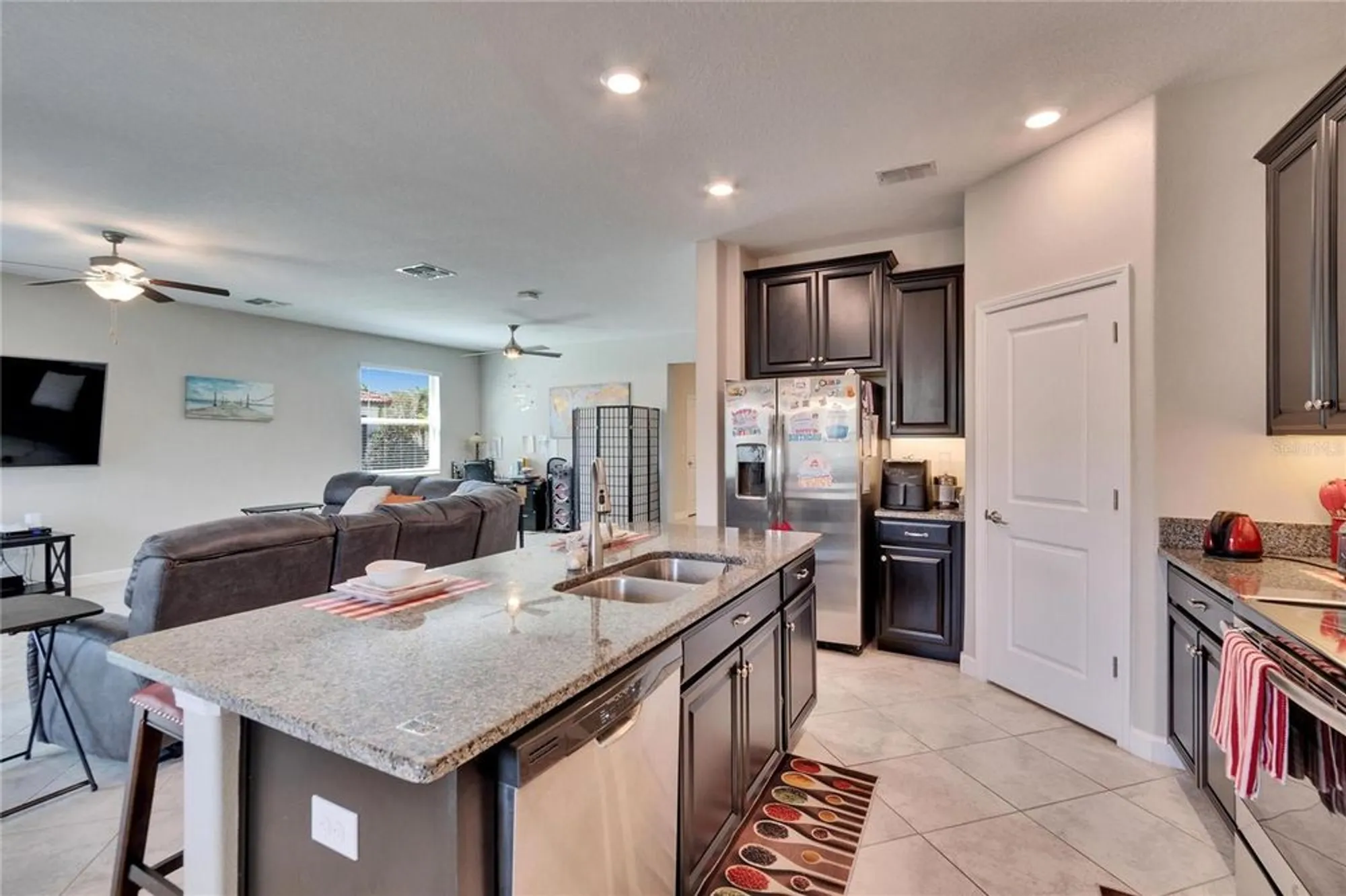 Property Slideshow image 23 of 98 | 16868 scuba crest st, Wimauma, FL, 33598