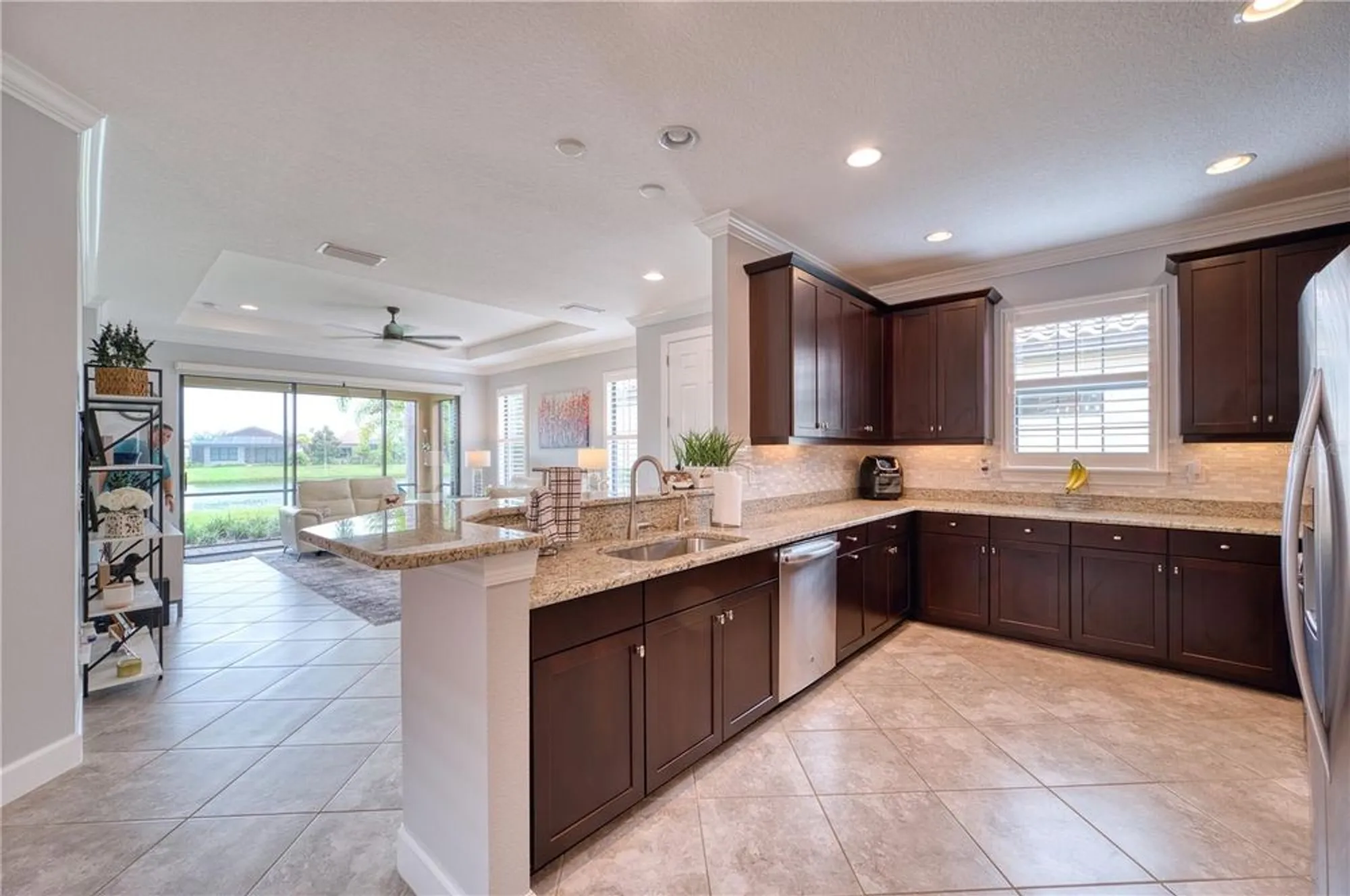 Property Slideshow image 20 of 59 | 4713 stafford ct, Palmetto, FL, 34221