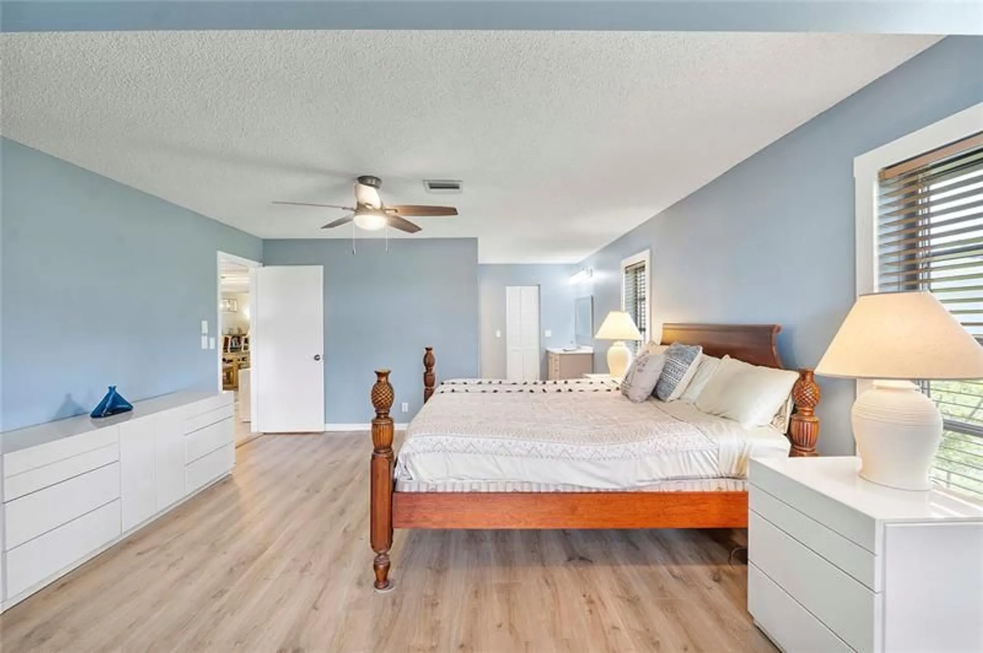 Property Slideshow image 16 of 47 | 5432 privet pl a, Delray Beach, FL, 33484