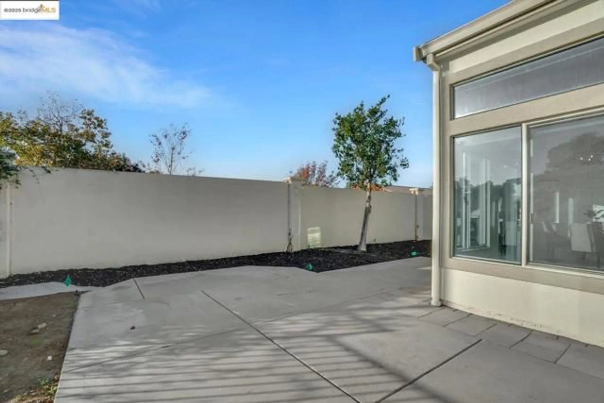 Property Slideshow image 28 of 44 | 1898 crispin dr, Brentwood, CA, 94513