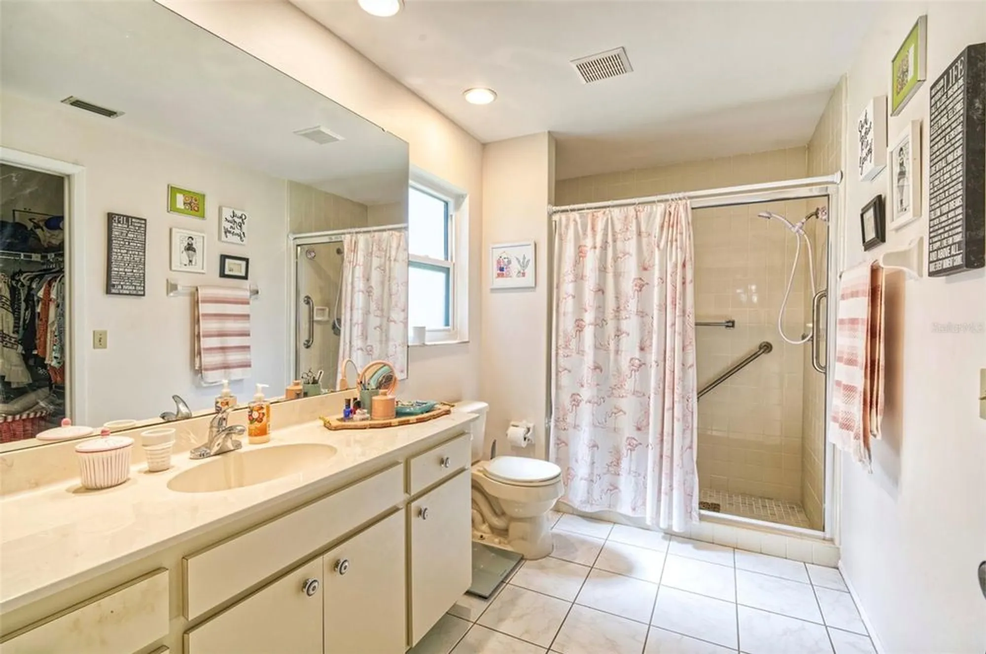 Property Slideshow image 16 of 36 | 7183 wood creek dr 9, Sarasota, FL, 34231