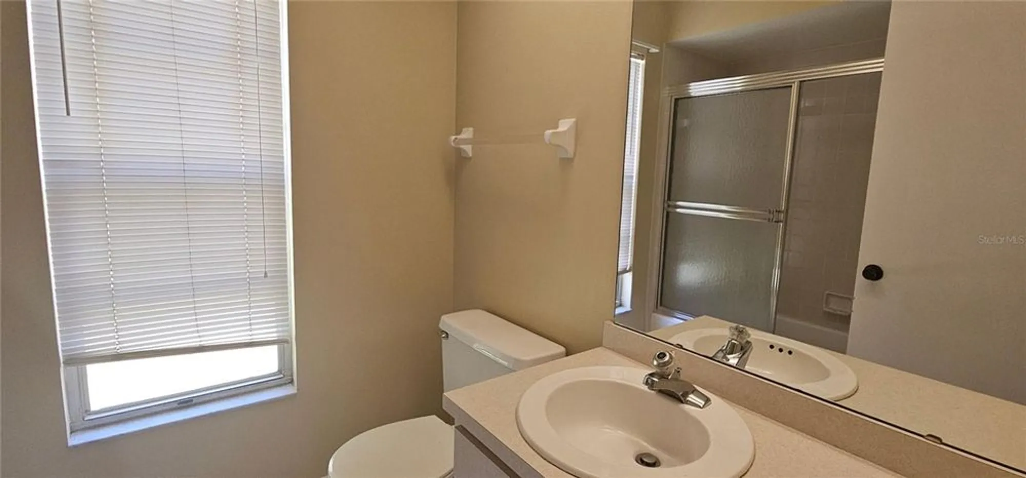 Property Slideshow image 17 of 26 | 4297 oakhurst cir 3051, Sarasota, FL, 34233