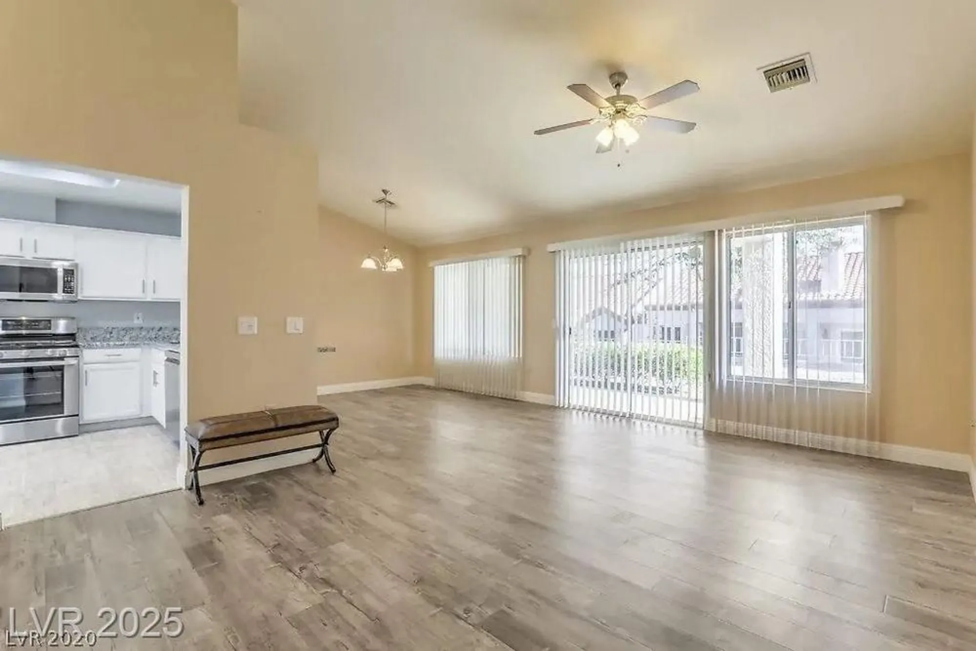 Property Slideshow image 8 of 12 | 2732 showcase dr, Las Vegas, NV, 89134