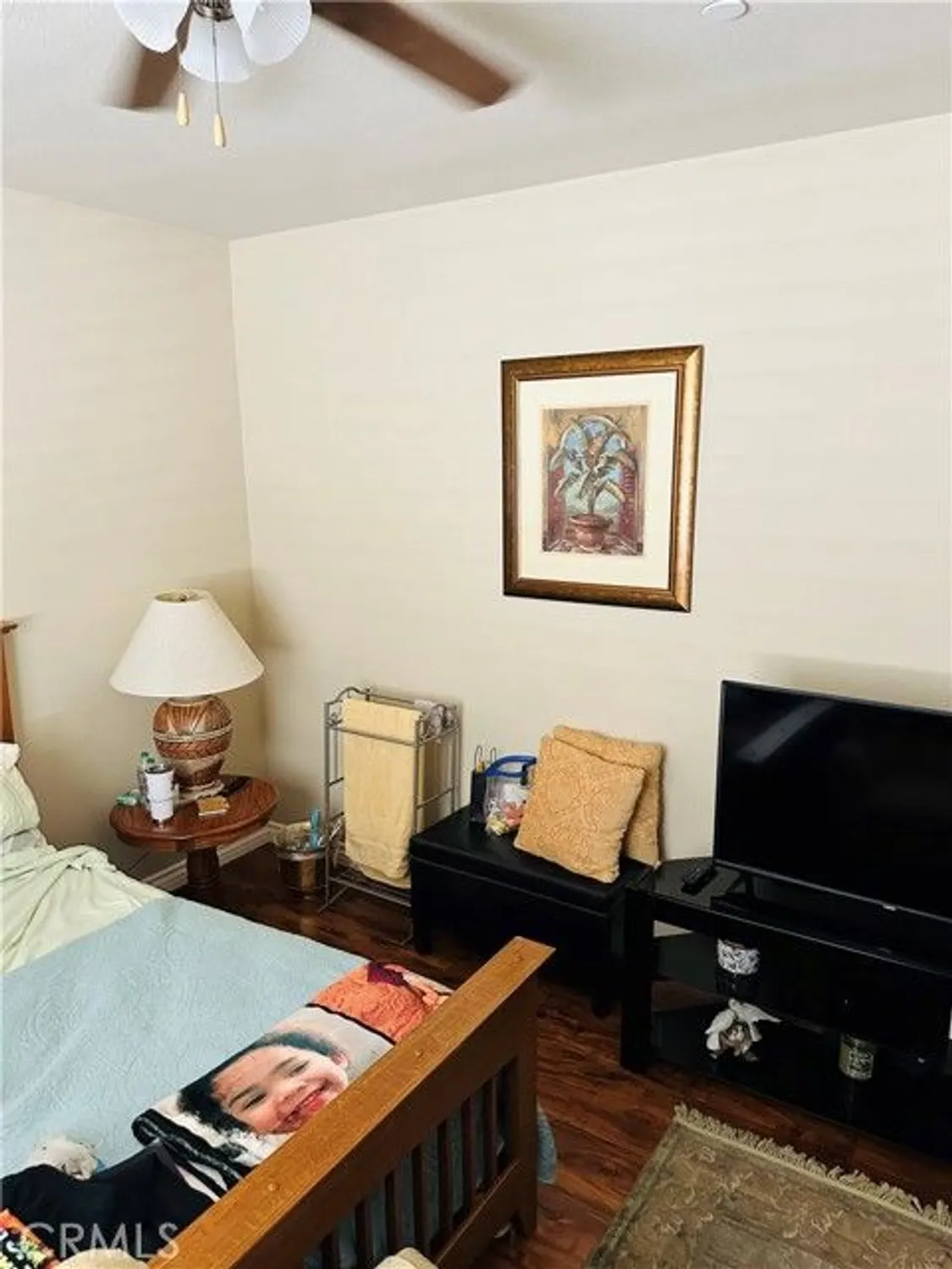 Property Slideshow image 18 of 30 | 19369 glaslyn ct, Apple Valley, CA, 92308