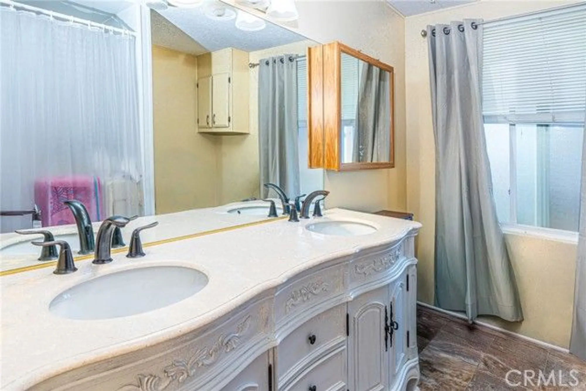 Property Slideshow image 14 of 18 | 1339 basswood way, Hemet, CA, 92545